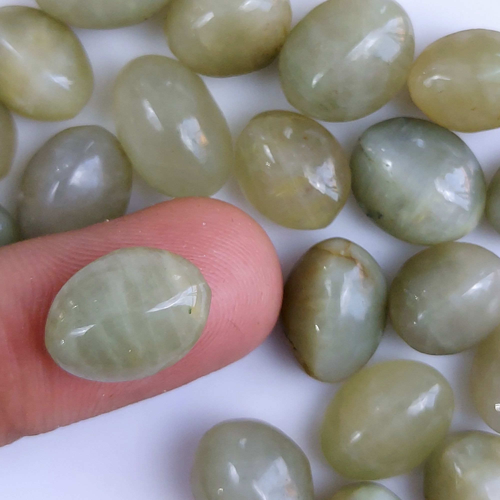 21Pcs 175Cts Natural Green Cats Eye Cabochon Loose Gemstone Semi Precious Jewelry Making Crystal Lot 16x11 11x9mm R-10617