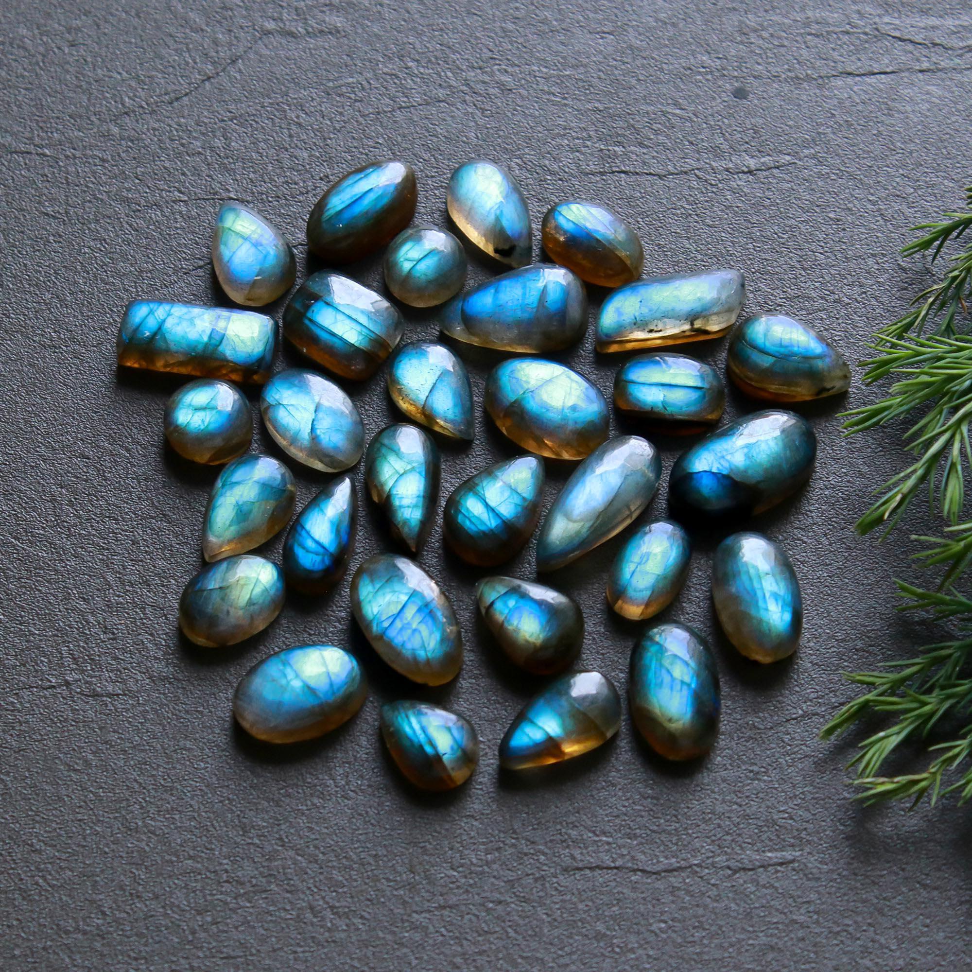 30 Pcs 144 Cts  Natural Labradorite Cabochon Loose Gemstone Jewelry Wire Wrapped Pendant Semi-Precious Healing Crystal Lots   17x7-8x8mm R-12125