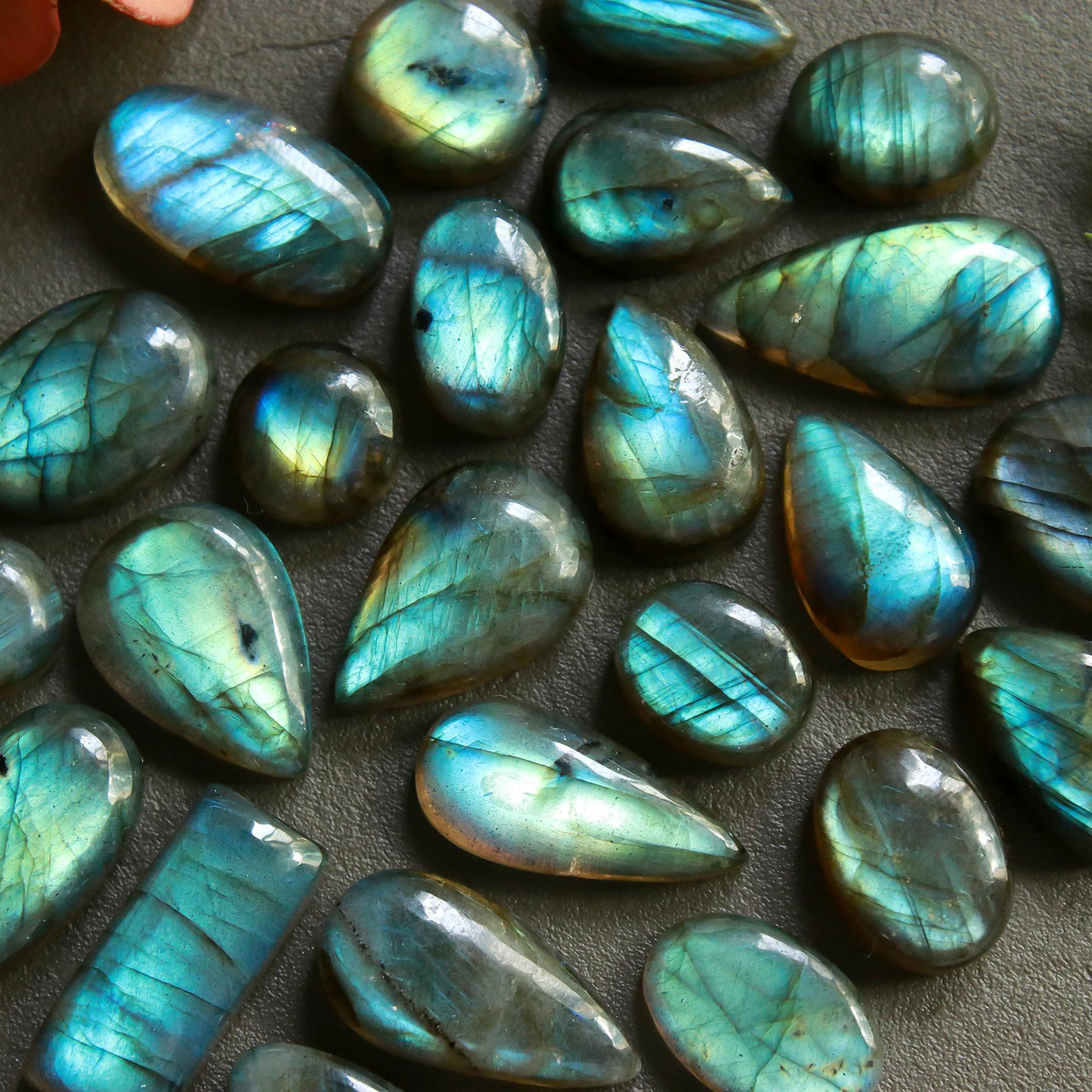 26 Pcs 153 Cts  Natural Labradorite Cabochon Loose Gemstone Jewelry Wire Wrapped Pendant Semi-Precious Healing Crystal Lots   20x7-10x10mm R-12169