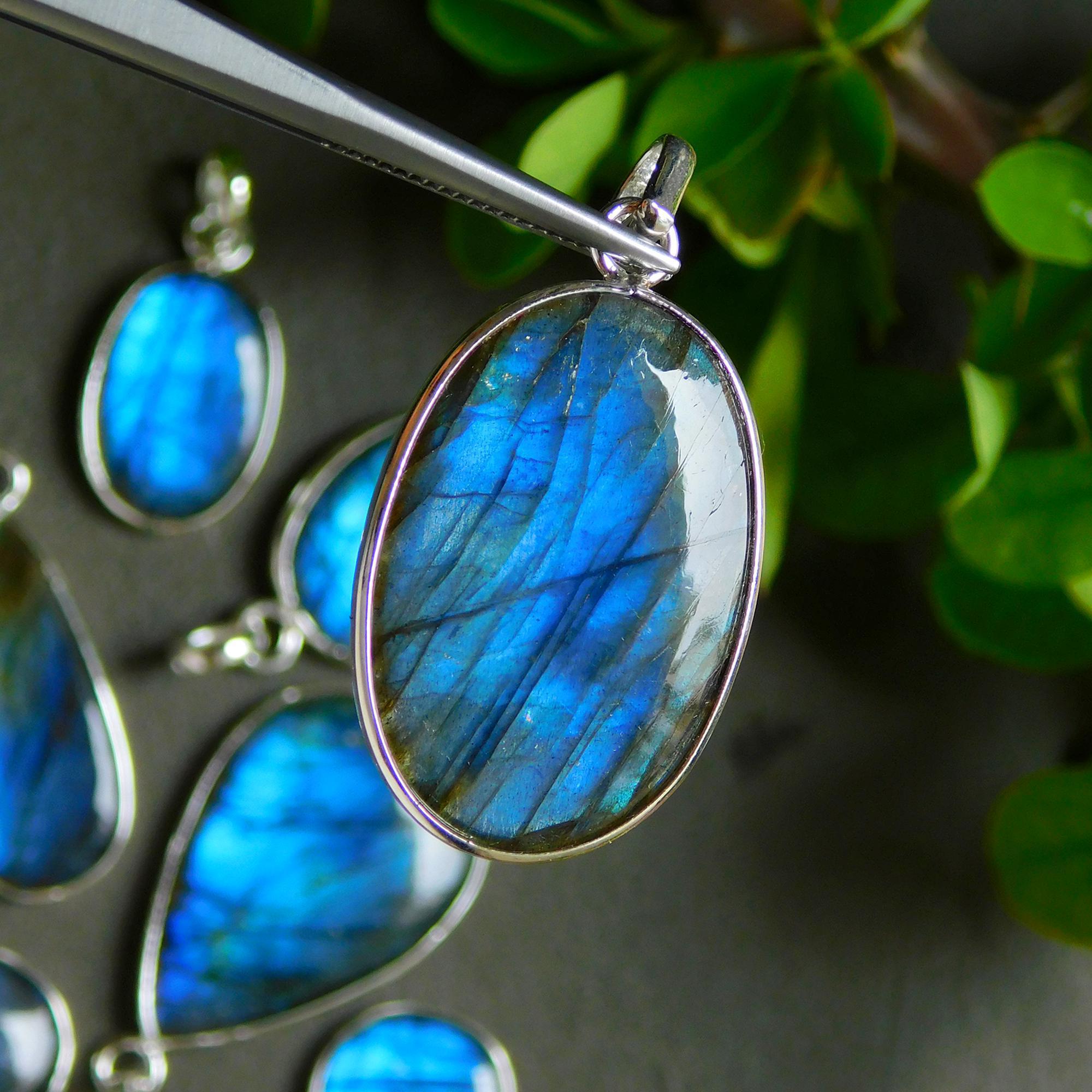 9 Pcs 140 Cts Natural Labradorite Silver Plated Pendant Semi-Precious Healing Crystal Jewelry Lots 21x36-13x26mm 12435