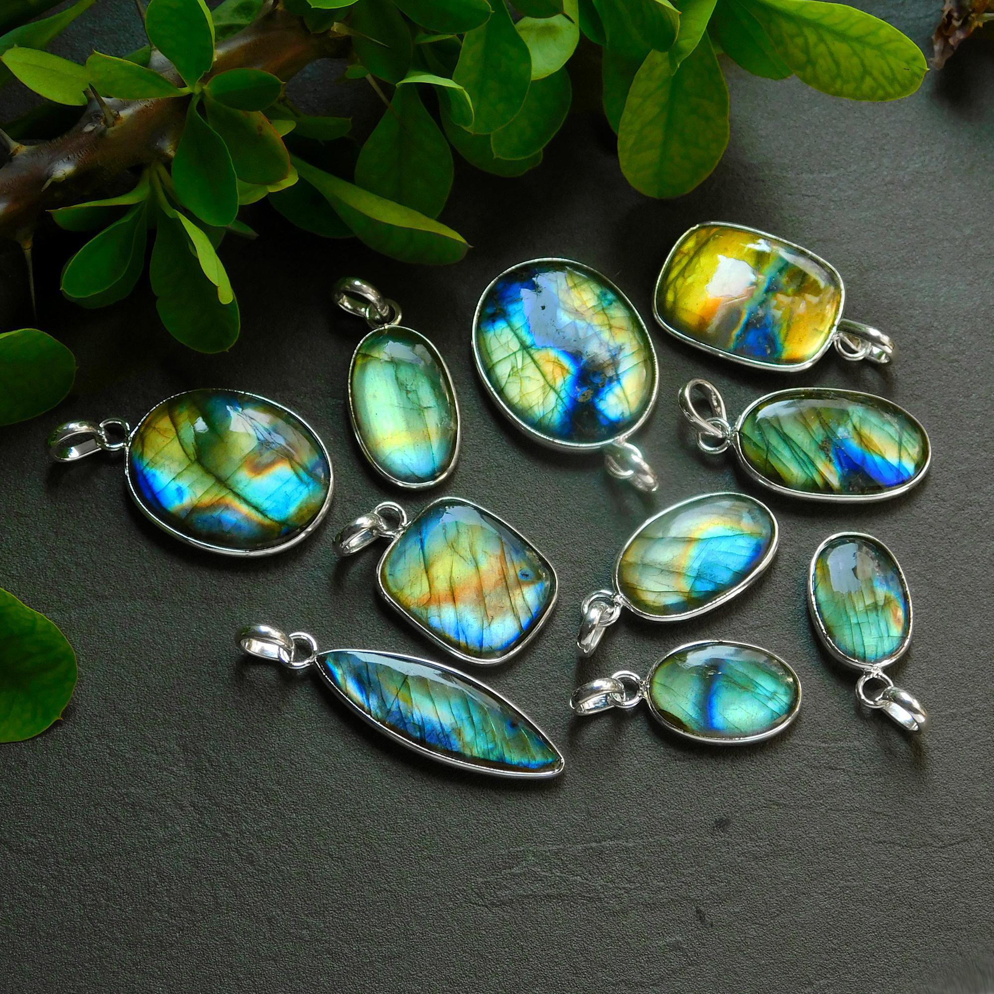 10 Pcs 155 Cts Natural Labradorite Silver Plated Pendant Semi-Precious Healing Crystal Jewelry Lots 11x37-13x24mm 12441