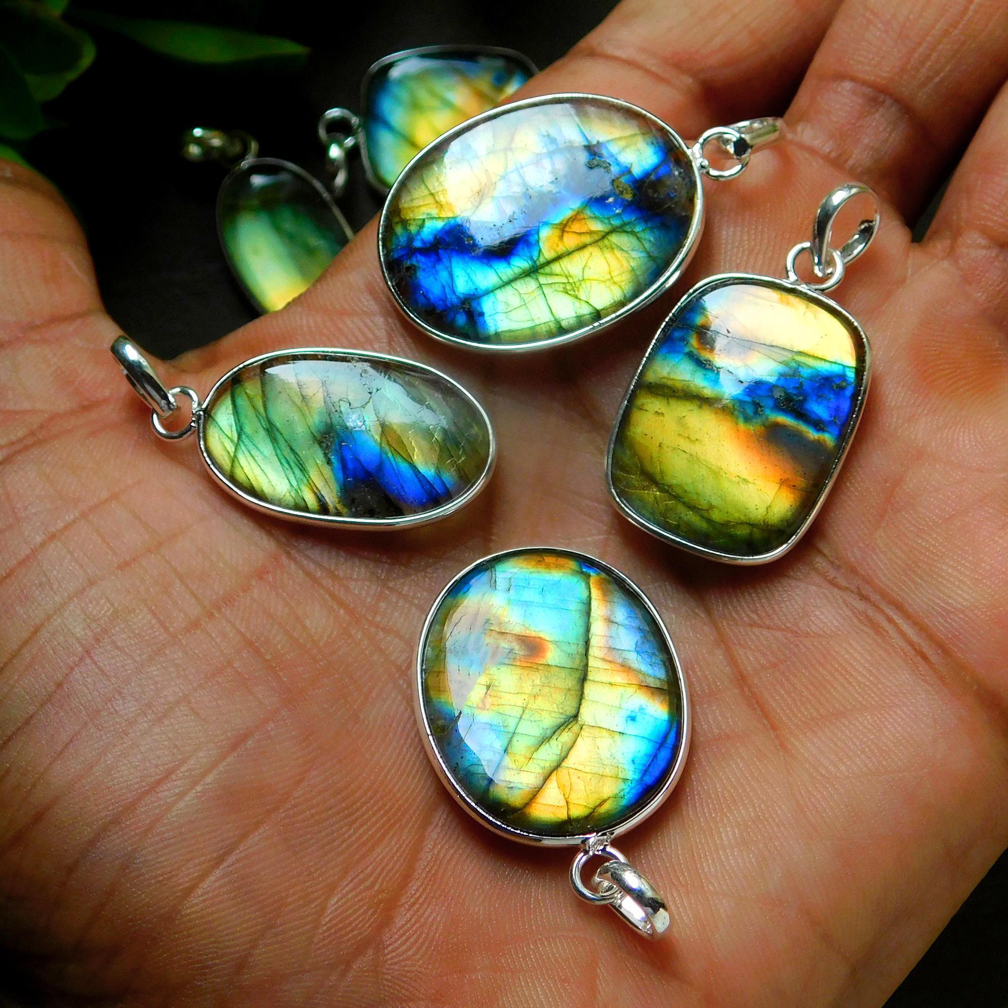 10 Pcs 155 Cts Natural Labradorite Silver Plated Pendant Semi-Precious Healing Crystal Jewelry Lots 11x37-13x24mm 12441