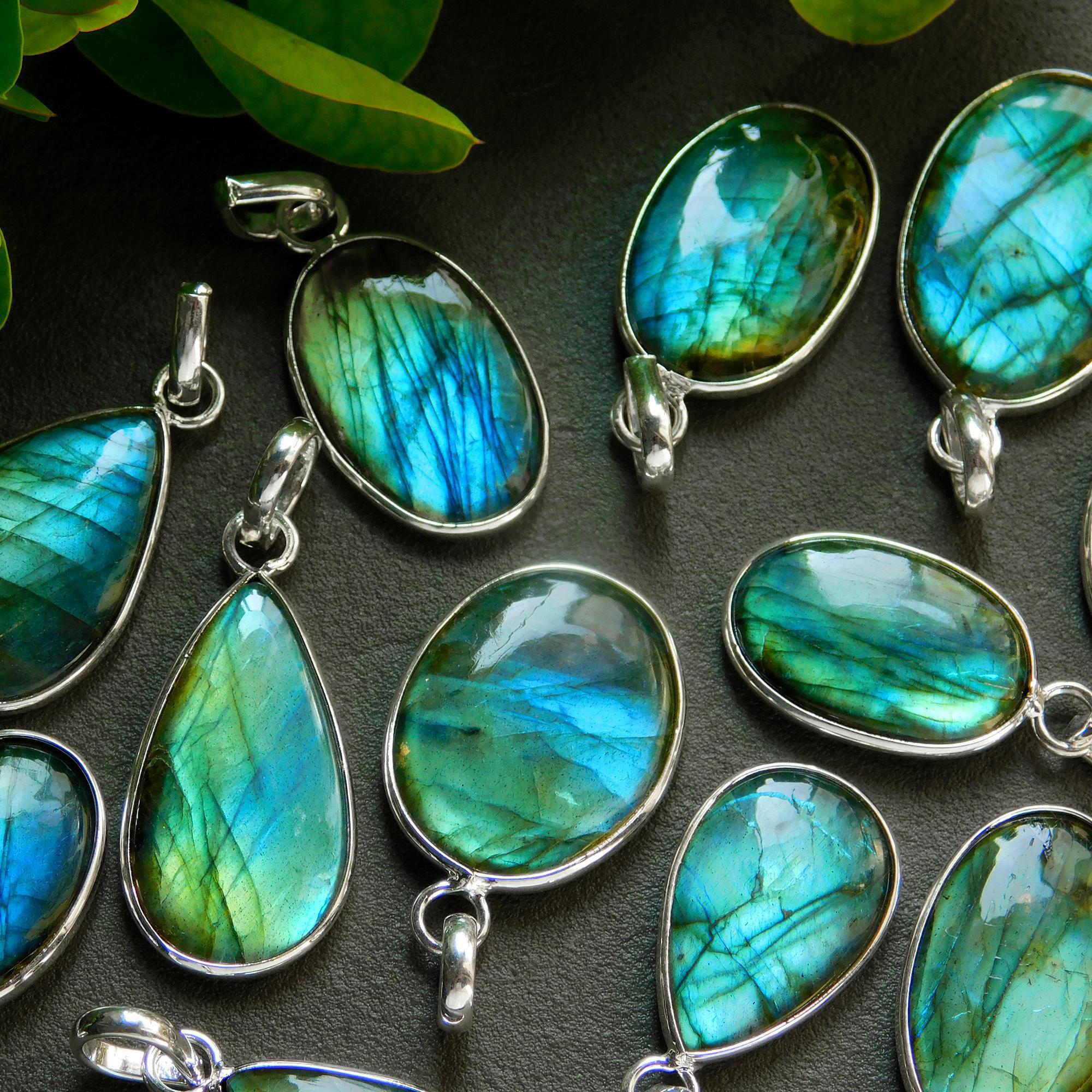 12 Pcs 158 Cts Natural Labradorite Silver Plated Pendant Semi-Precious Healing Crystal Jewelry Lots 16x29-13x25mm 12442