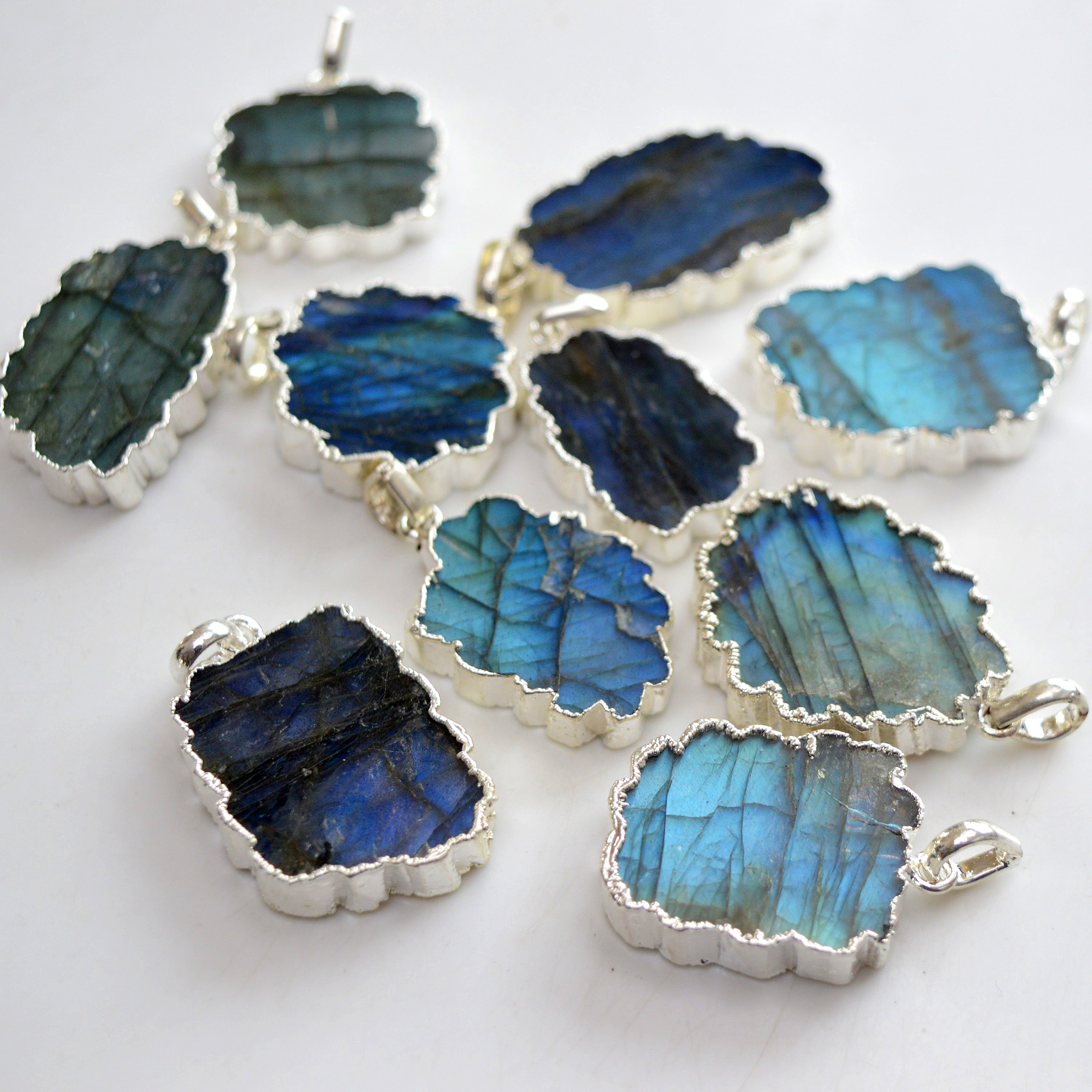 10 Pcs 401 Cts Natural Labradorite Silver Electroplated Slice Pendants 29x19-25x18mmR-13378