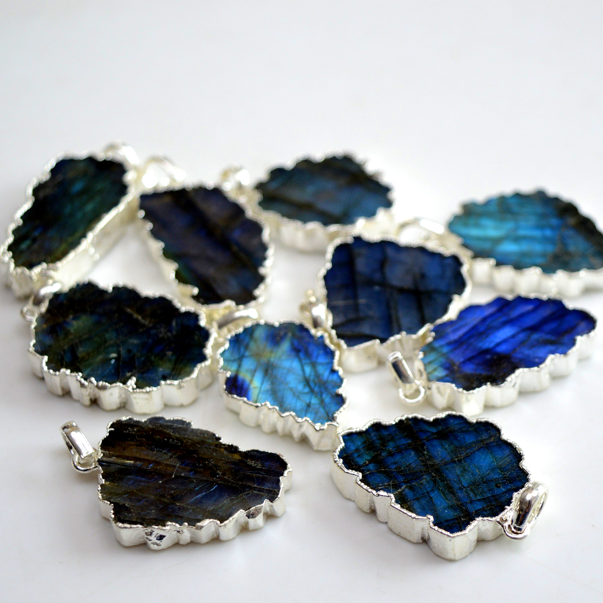 10 Pcs 395 Cts Natural Labradorite Silver Electroplated Slice Pendants 35x19-26x20mm R-13380