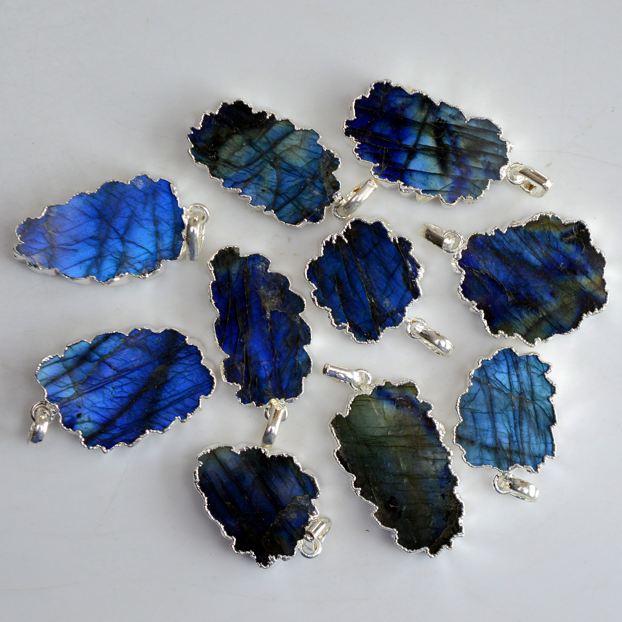 10 Pcs 375 Cts Natural Labradorite Silver Electroplated Slice Pendants 35x19-26x20mmR-13381