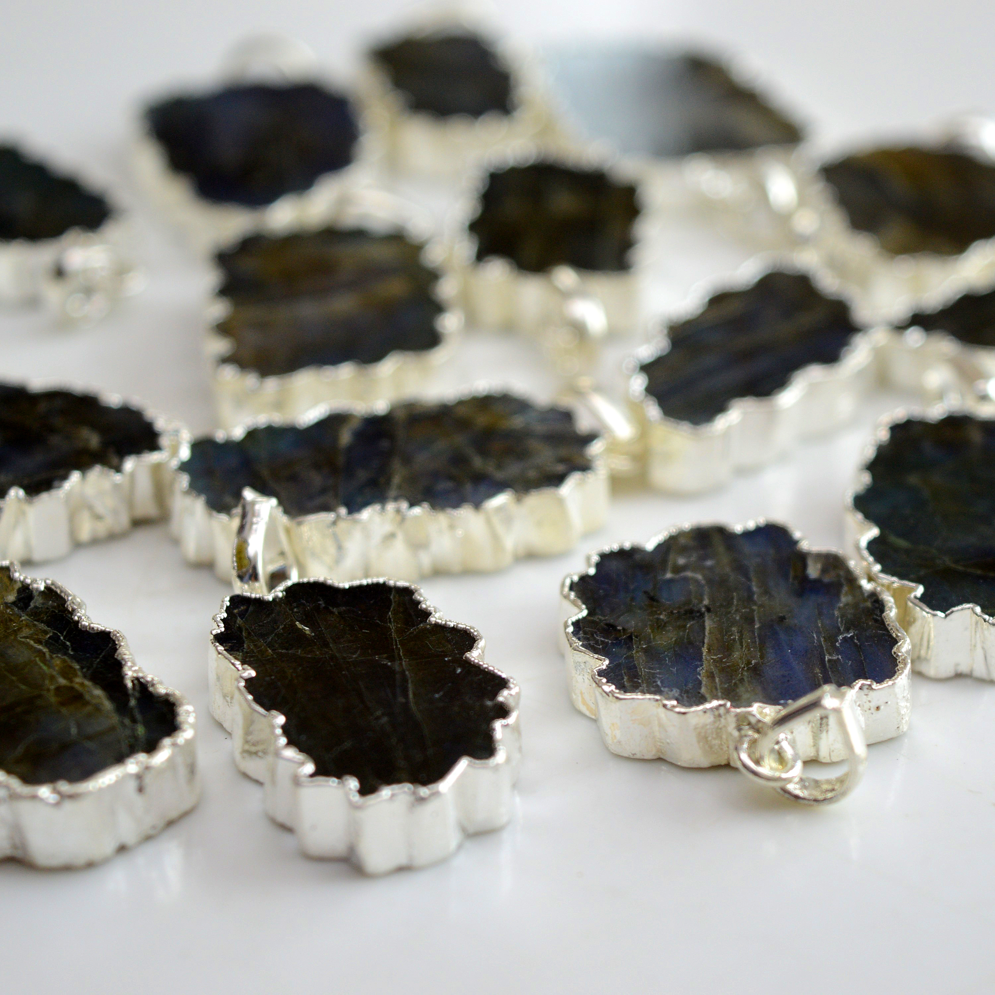 10 Pcs 622 Cts Natural Labradorite Silver Electroplated Slice Pendants 40x21-23x13mm R-13382