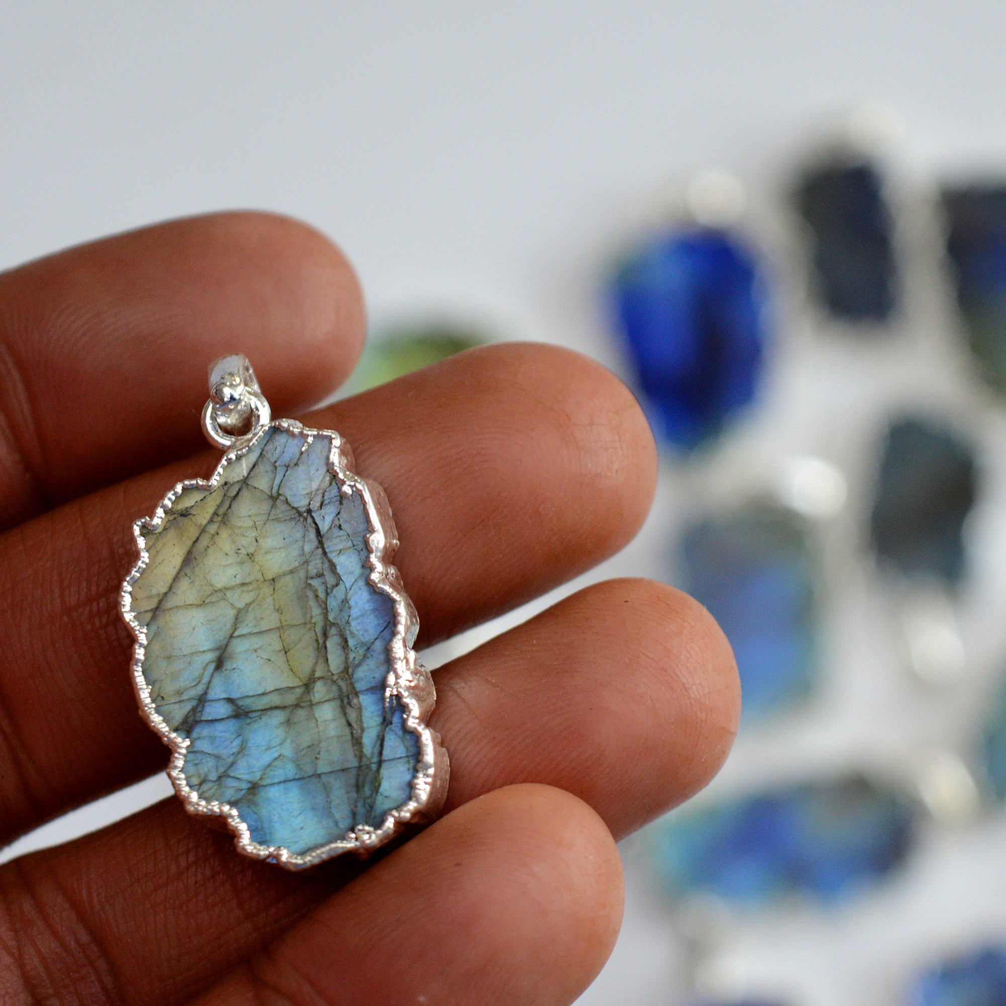 10 Pcs 622 Cts Natural Labradorite Silver Electroplated Slice Pendants 40x21-23x13mm R-13382