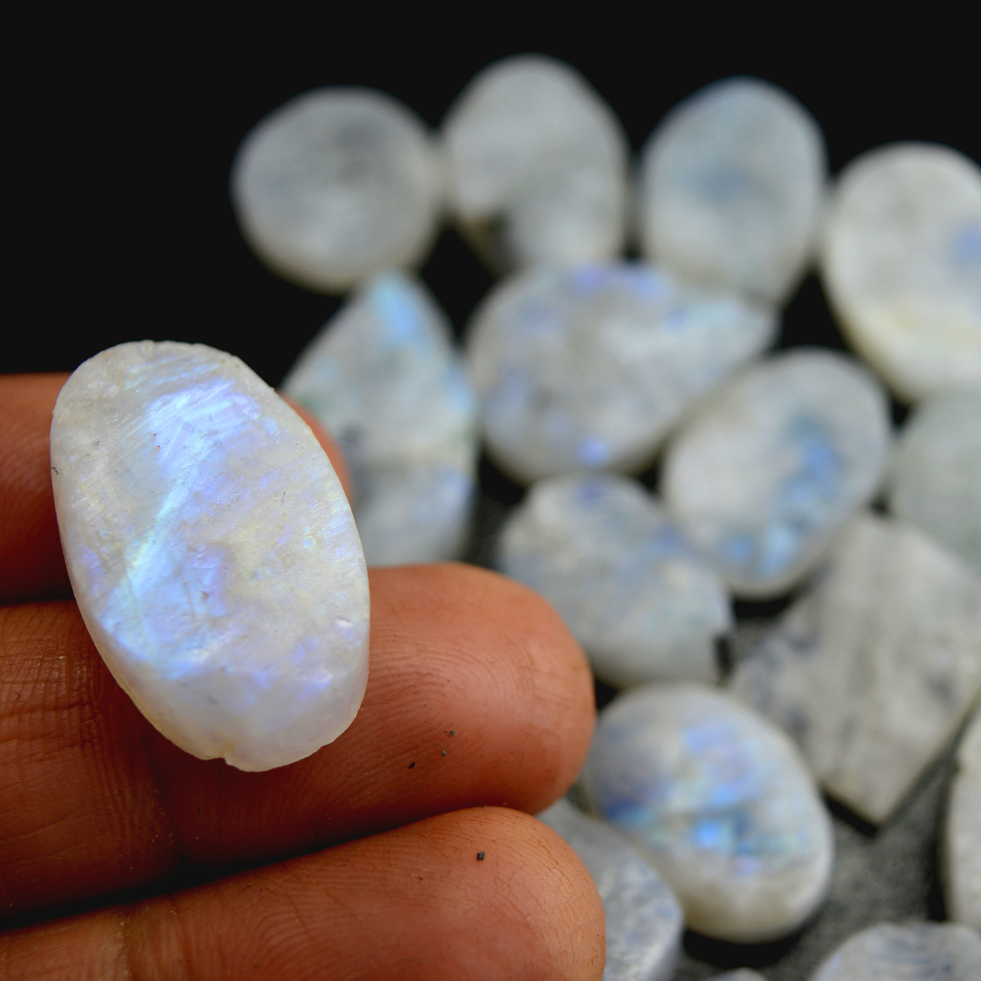 23 Pcs 392 Cts Natural Rainbow Moonstone Druzy Rough Loose Gemstone Lot Size 27x15-15x15mm R-13407