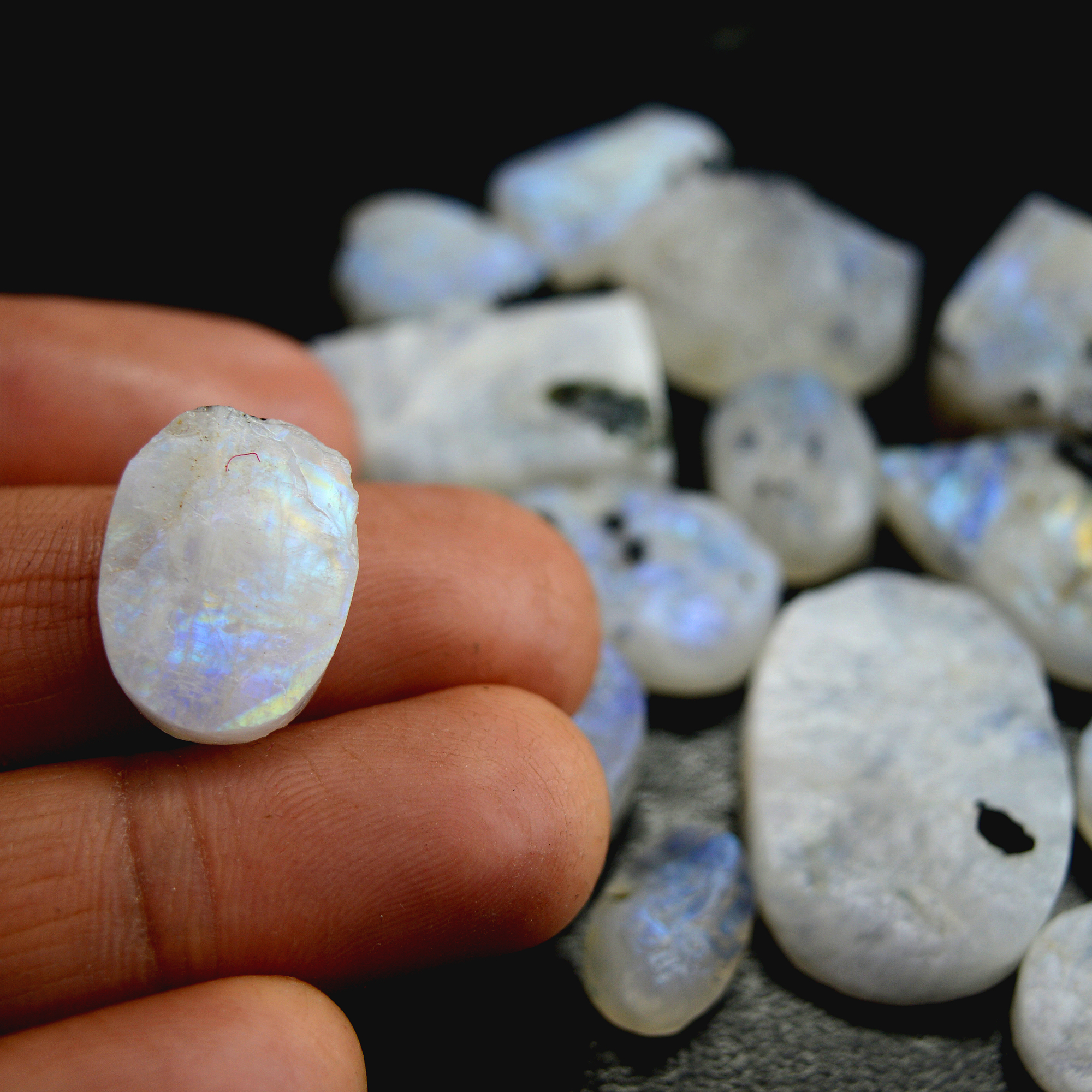 17 Pcs 294 Cts Natural Rainbow Moonstone Druzy Rough Loose Gemstone Lot Size 28x20-13x9mm R-13408