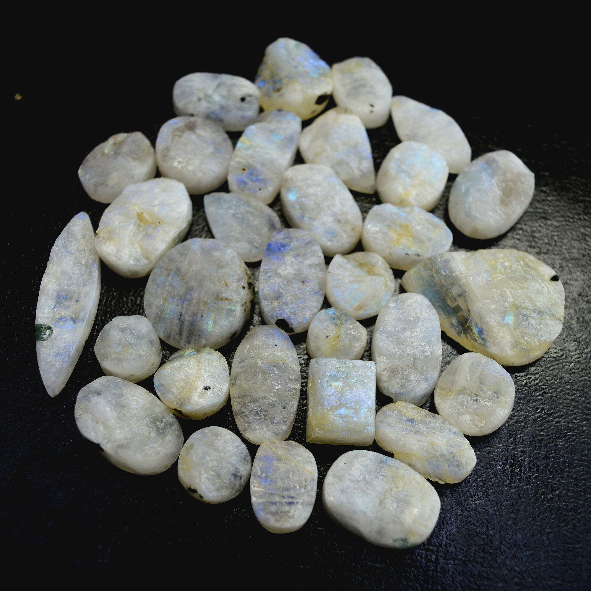 31 Pcs 363 Cts Natural Rainbow Moonstone Druzy Rough Loose Gemstone Lot Size 28x20-9x9mm R-13409