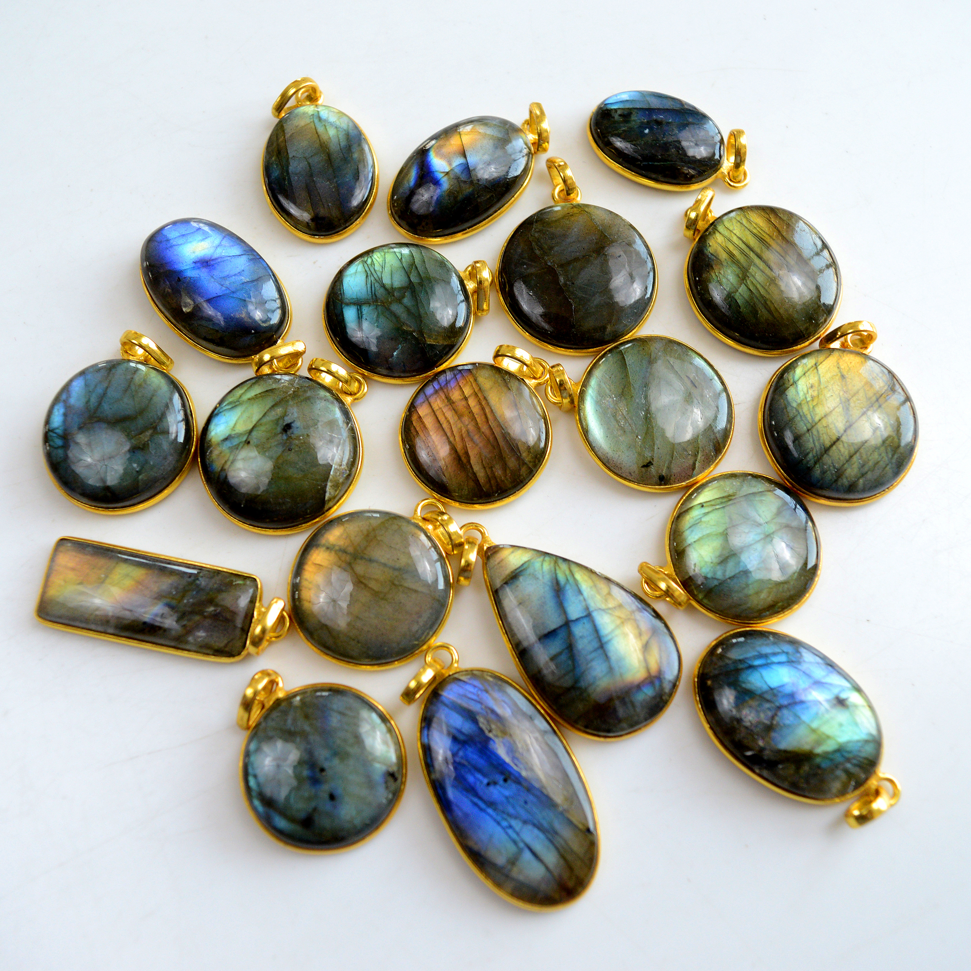 19 Pcs 506 Cts Natural Labradorite Gold Cabochon Pendant Lot 30x19-20x15mm R-13418