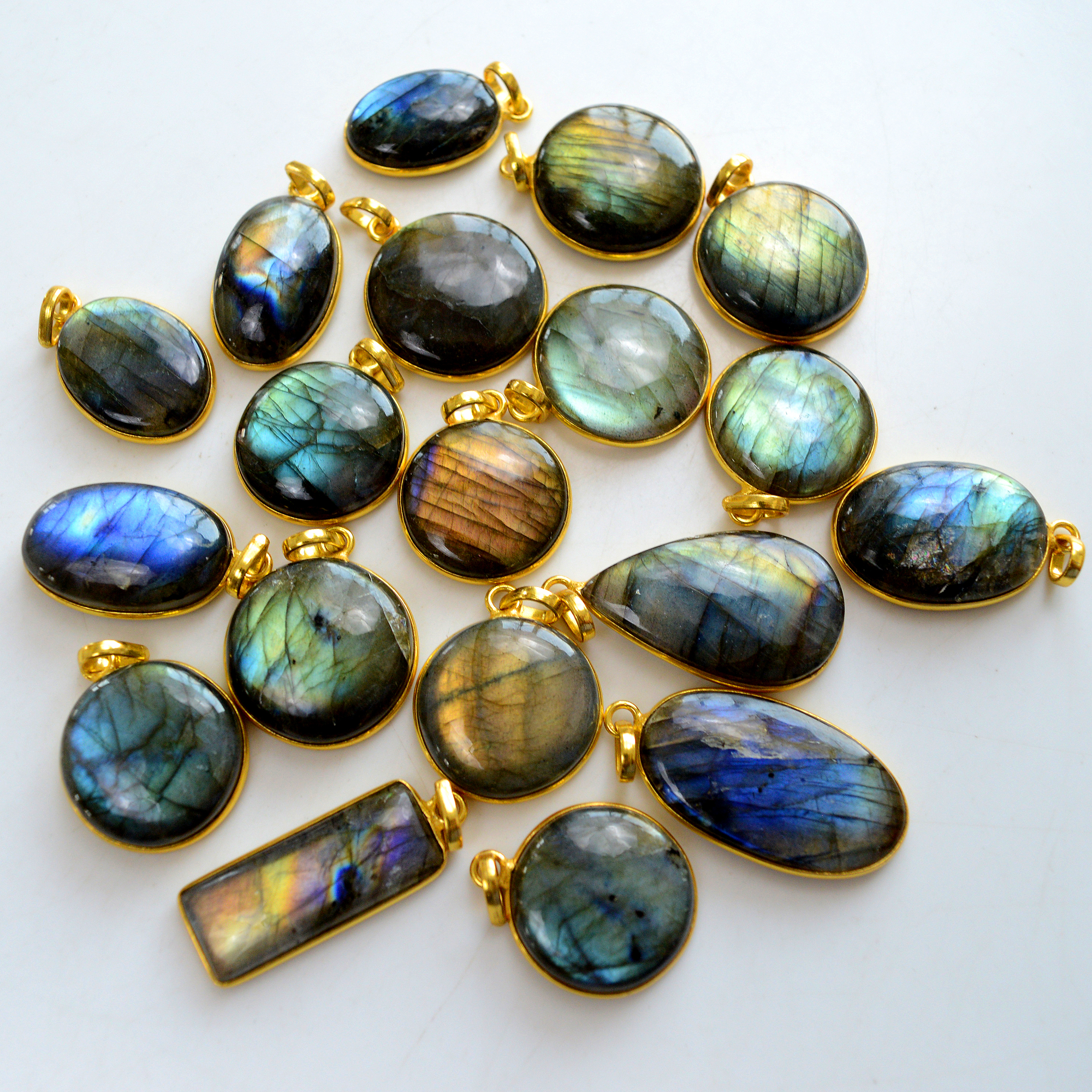 19 Pcs 506 Cts Natural Labradorite Gold Cabochon Pendant Lot 30x19-20x15mm R-13418