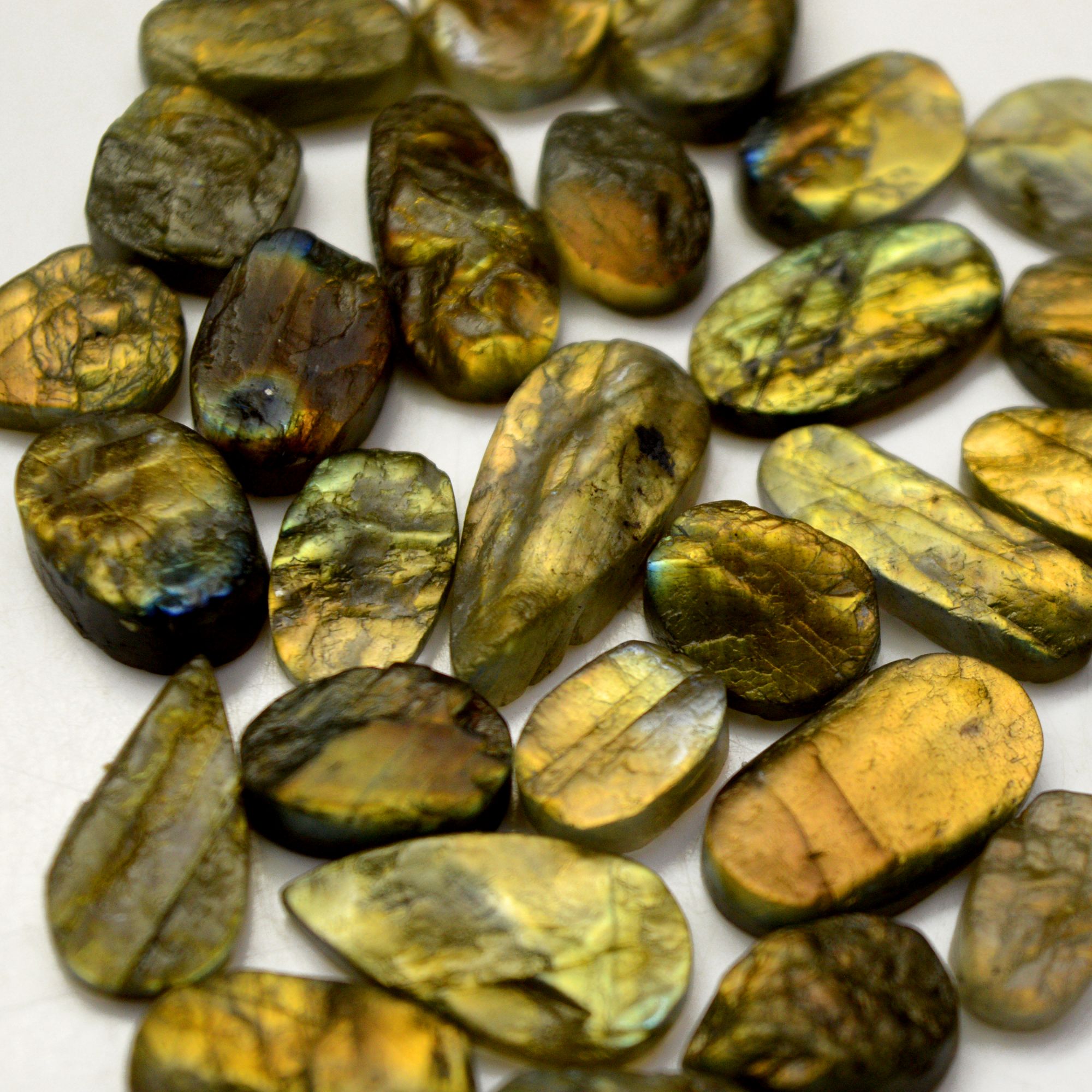 28 Pcs 195 Cts Natural Labradorite Druzy Rough Multi fire Mix Shape Gemstone Lot Size 11x7-23x10mm R-13486