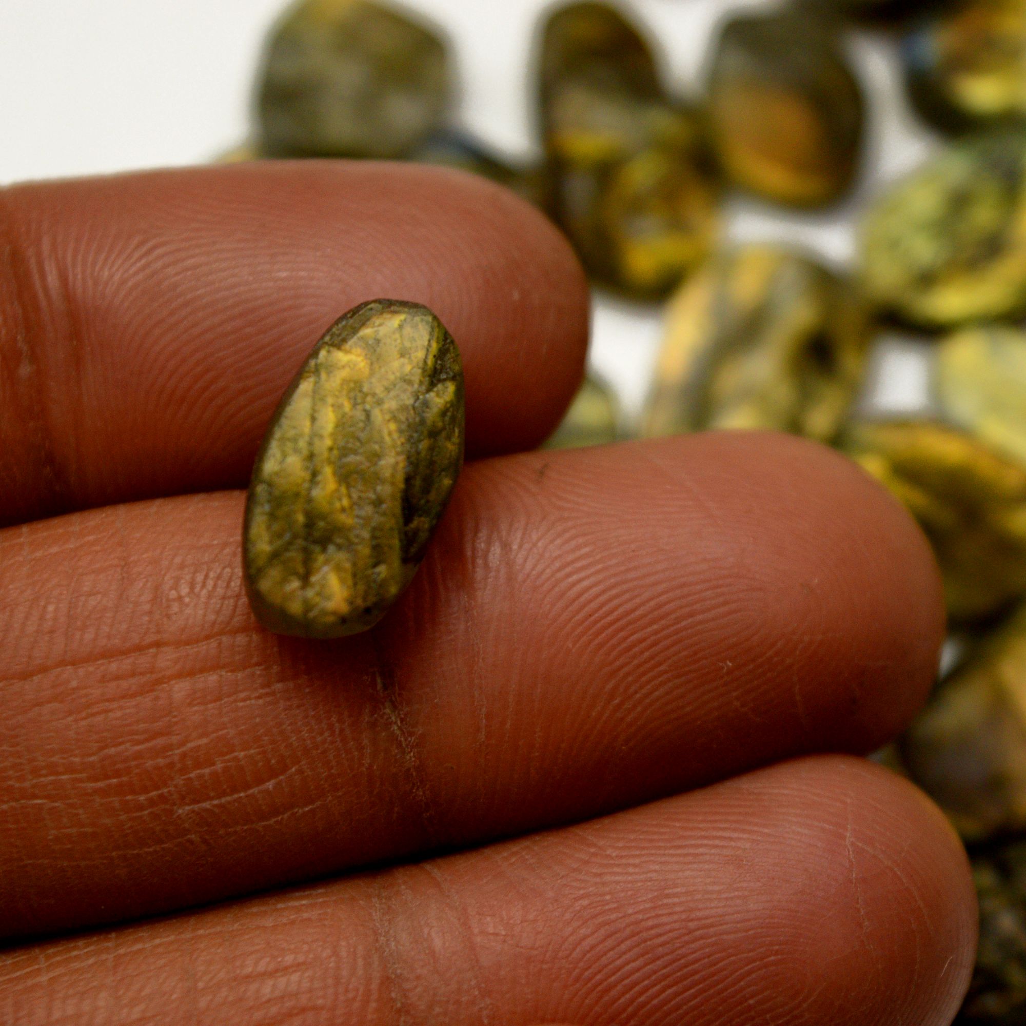 28 Pcs 195 Cts Natural Labradorite Druzy Rough Multi fire Mix Shape Gemstone Lot Size 11x7-23x10mm R-13486