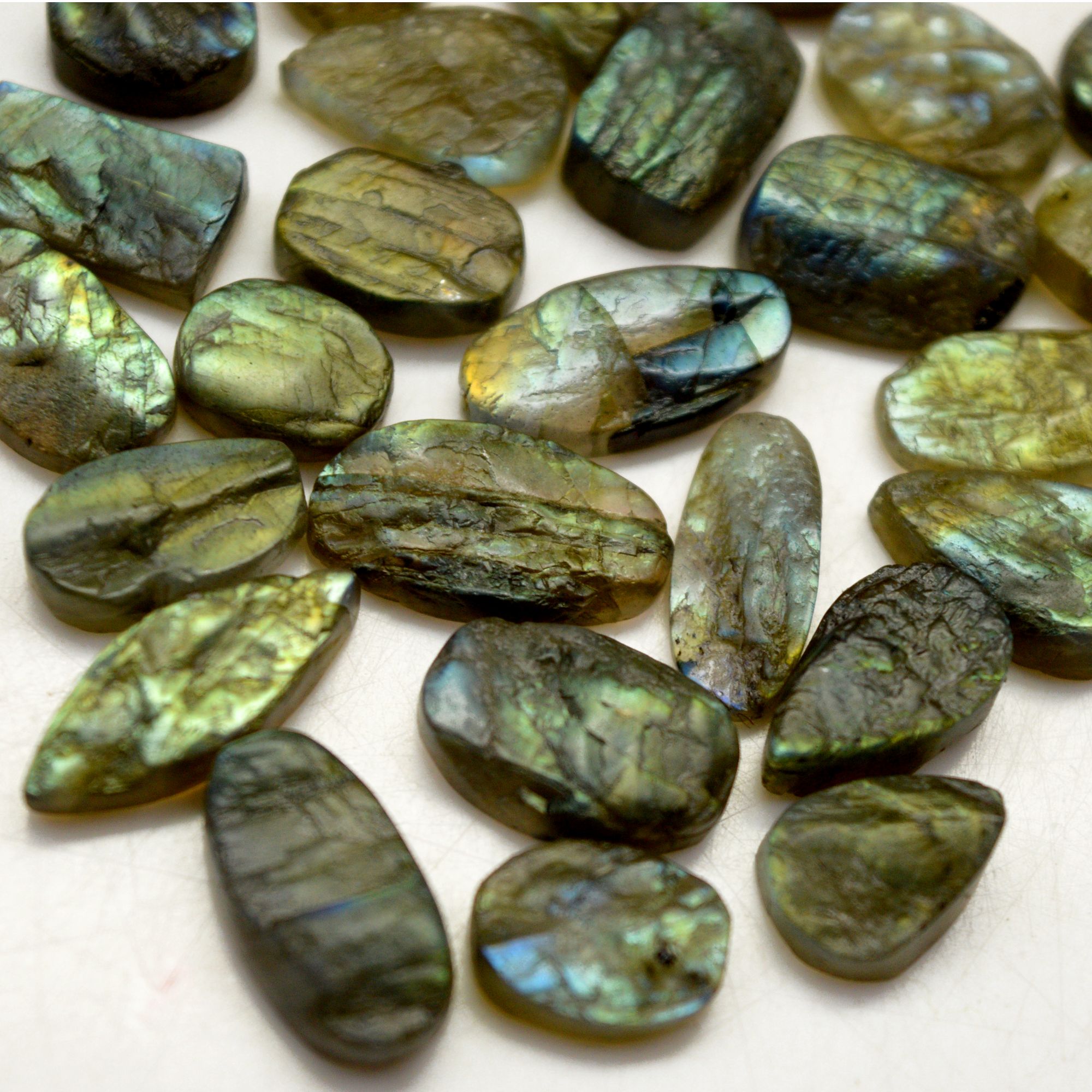 26 Pcs 112 Cts Natural Labradorite Druzy Rough Multi fire Mix Shape Gemstone Lot Size 9x7-16x8mm R-13487