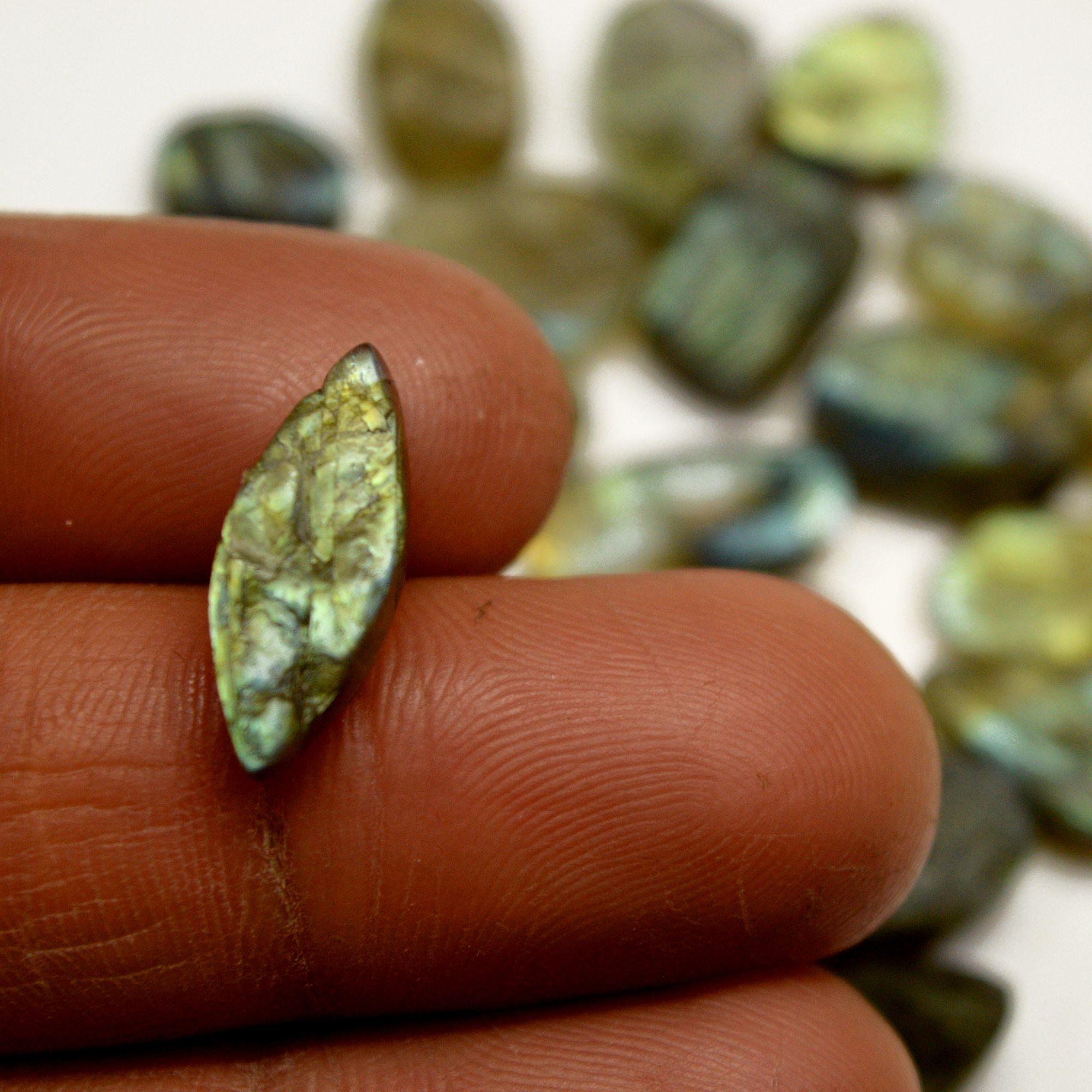 26 Pcs 112 Cts Natural Labradorite Druzy Rough Multi fire Mix Shape Gemstone Lot Size 9x7-16x8mm R-13487