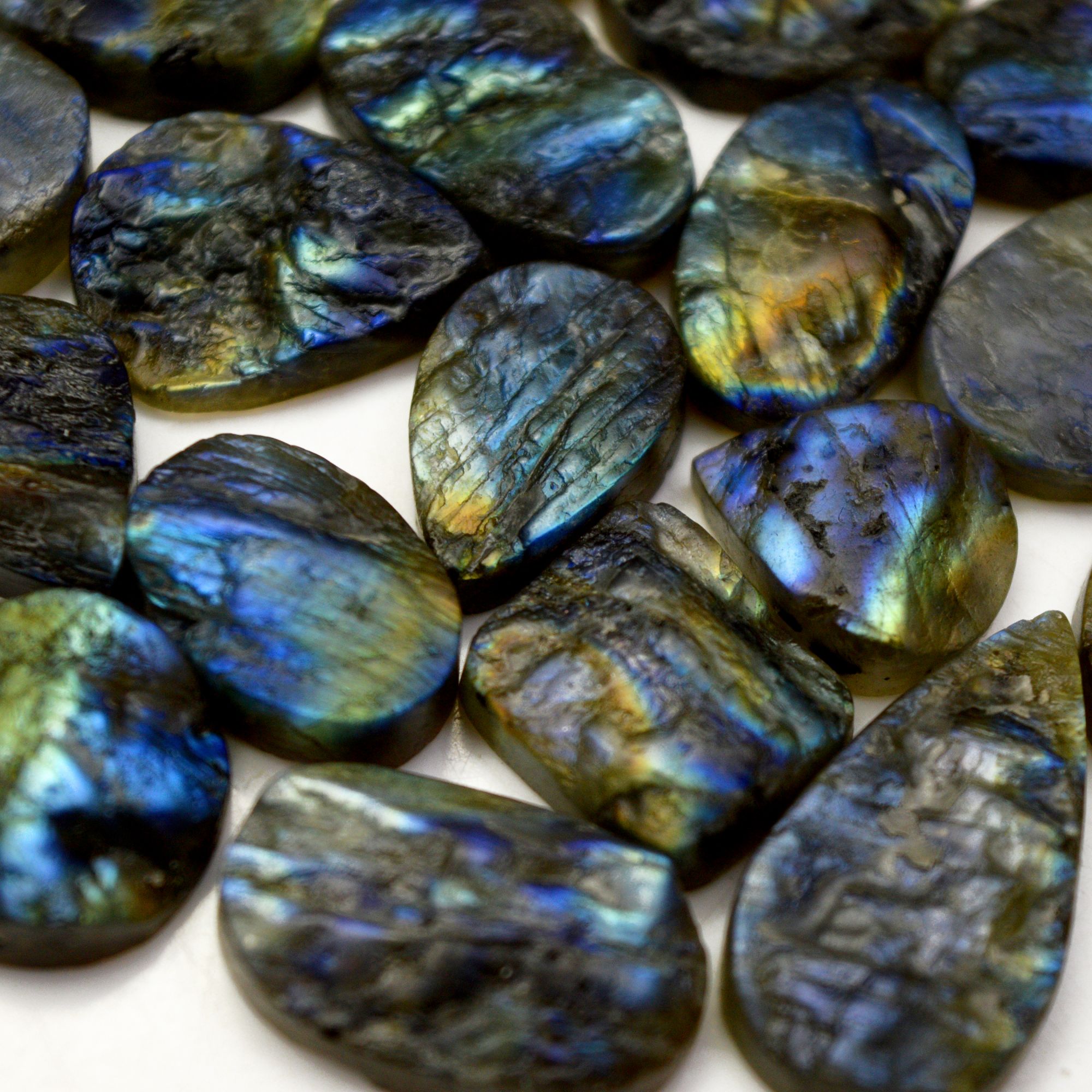19 Pcs 298 Cts Natural Labradorite Druzy Rough Multi fire Mix Shape Gemstone Lot Size 13x13-29x15mm R-13490