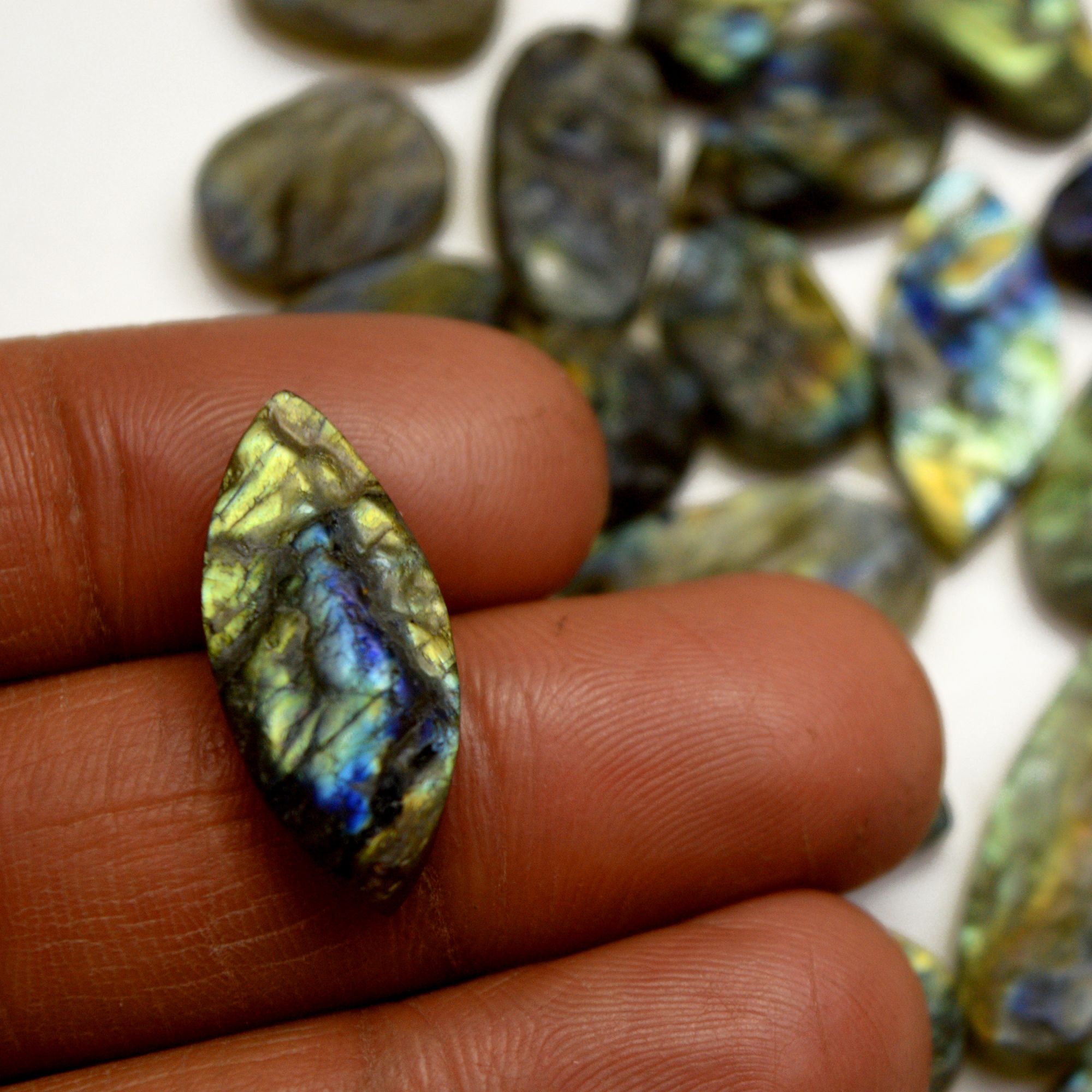 23 Pcs 179 Cts Natural Labradorite Druzy Rough Multi fire Mix Shape Gemstone Lot Size 10x10-25x10mm R-13499