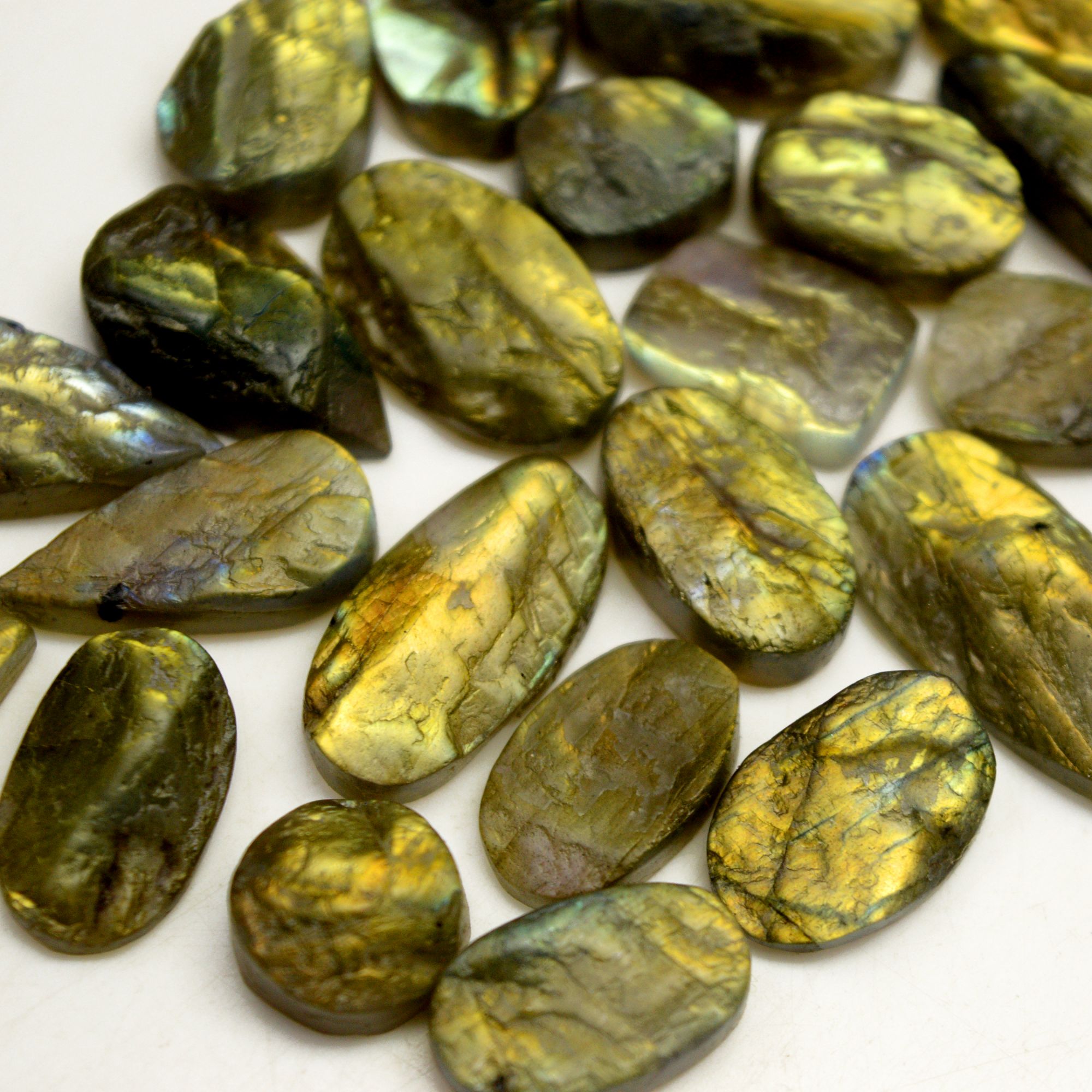22 Pcs 165 Cts Natural Labradorite Druzy Rough Multi fire Mix Shape Gemstone Lot Size 10x10-23x10mm R-13502