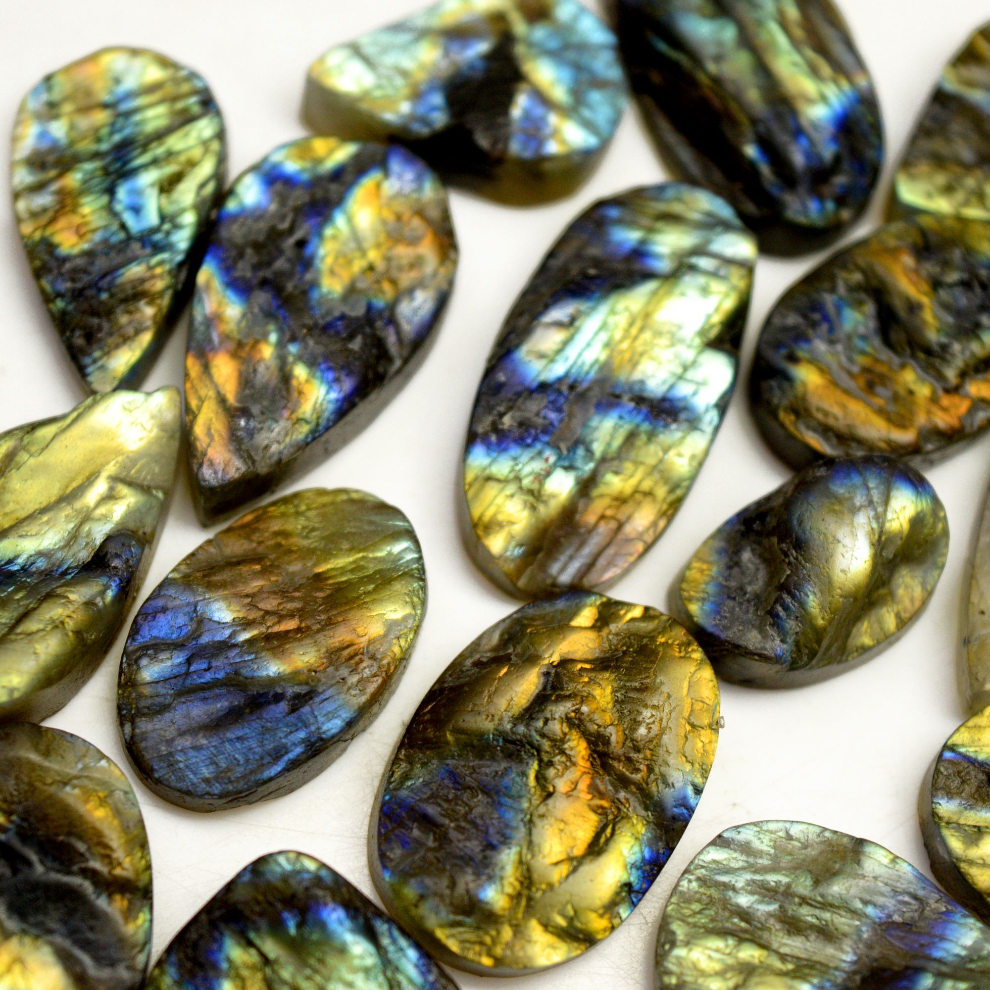 18 Pcs 320 Cts Natural Labradorite Druzy Rough Multi fire Mix Shape Gemstone Lot Size 16x11-30x14mm R-13504