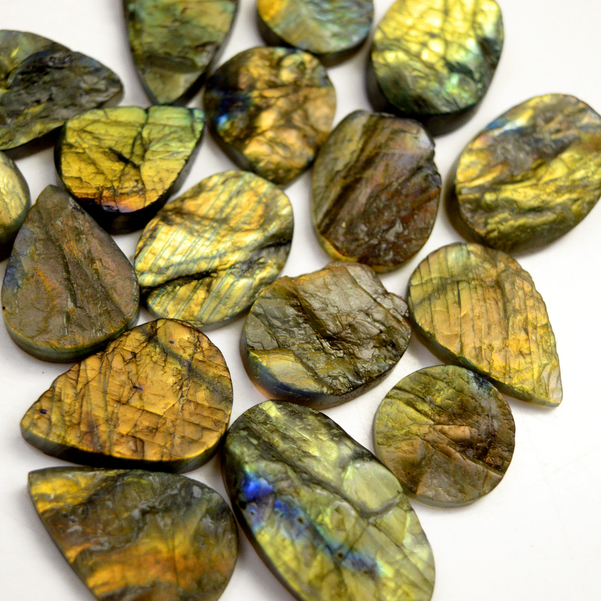 17 Pcs 426 Cts Natural Labradorite Druzy Rough Multi fire Mix Shape Gemstone Lot Size 17x17-33x18mm R-13520