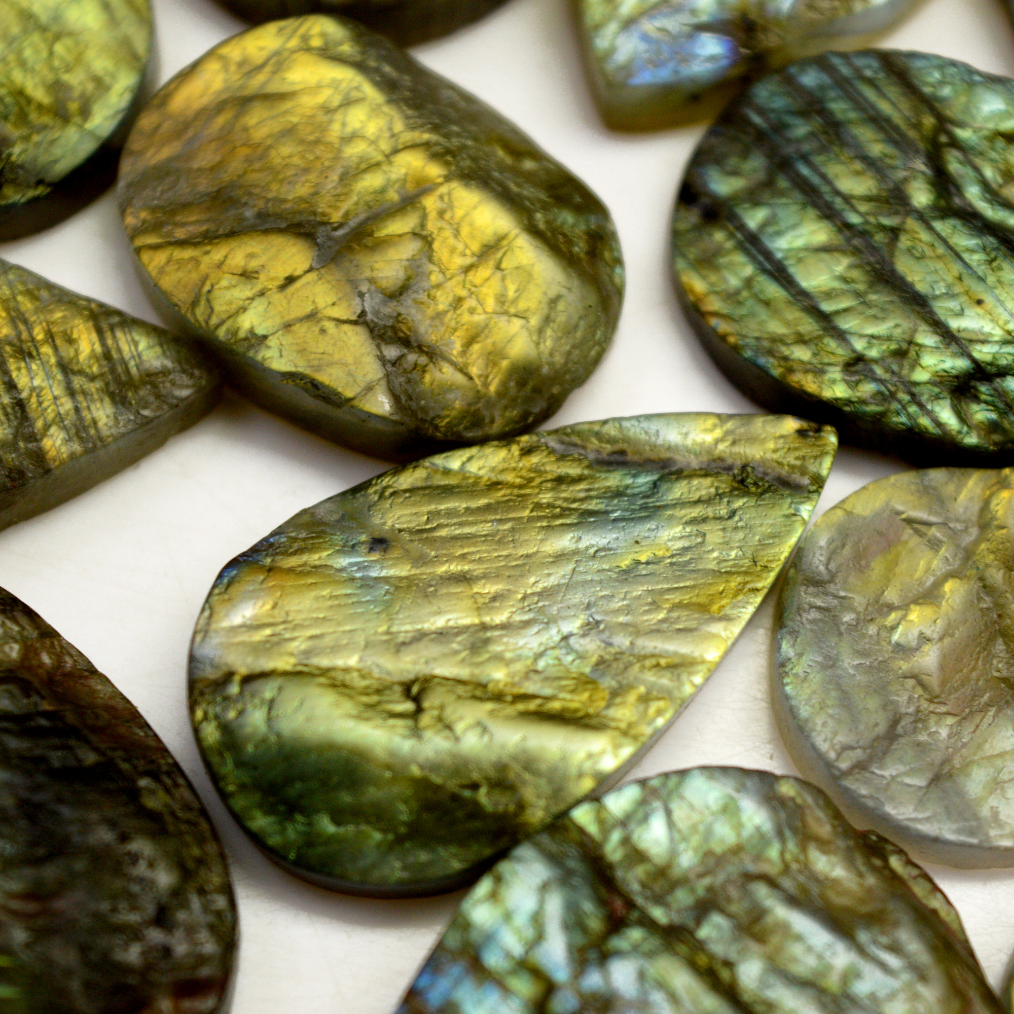 14 Pcs 506 Cts Natural Labradorite Druzy Rough Multi fire Mix Shape Gemstone Lot Size 20x20-36x23mm R-13522