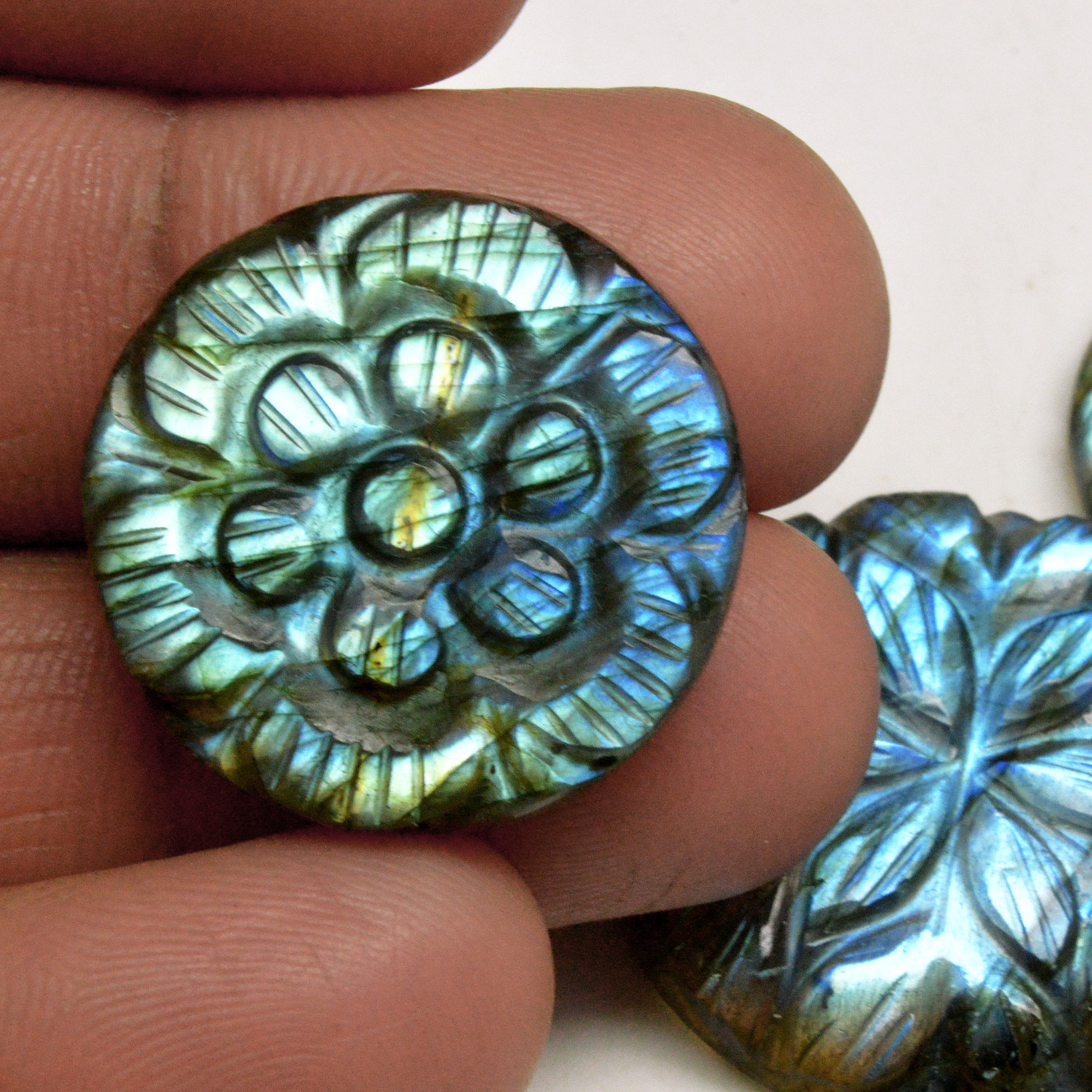 3 Pcs 92 Cts Natural Labradorite Carved Cabochon Blue Flashy Labradorite Carving Gemstone Mix Shape Loose Gemstone Flat Back Labradorite 29x29 22x22mm R-13598