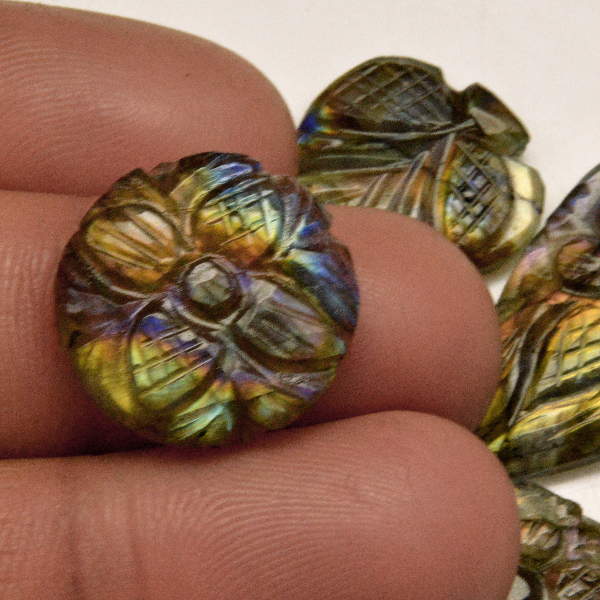 5 Pcs 65 Cts Natural Labradorite Carved Cabochon Blue Flashy Labradorite Carving Gemstone Mix Shape Loose Gemstone Flat Back Labradorite 32x14 20x18mm R-13607