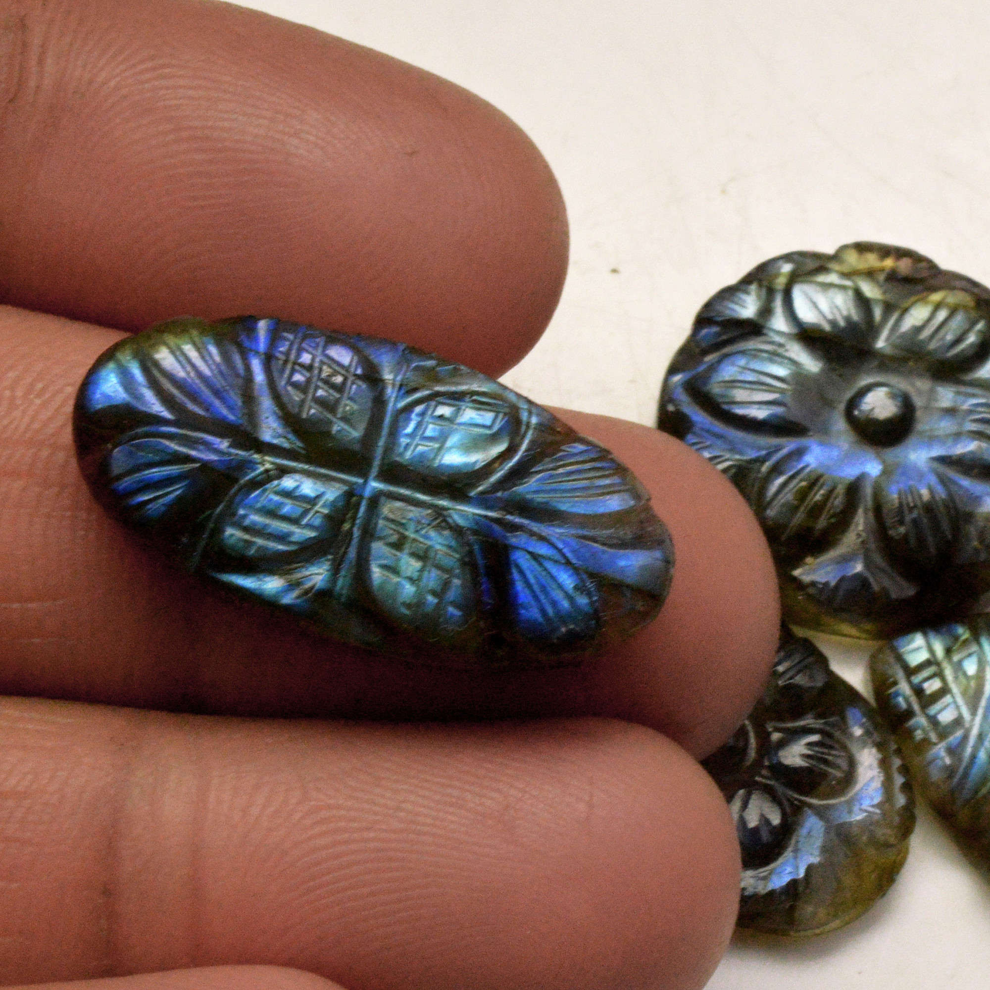 5 Pcs 70 Cts Natural Labradorite Carved Cabochon Blue Flashy Labradorite Carving Gemstone Mix Shape Loose Gemstone Flat Back Labradorite 26x12 12x12mm R-13611