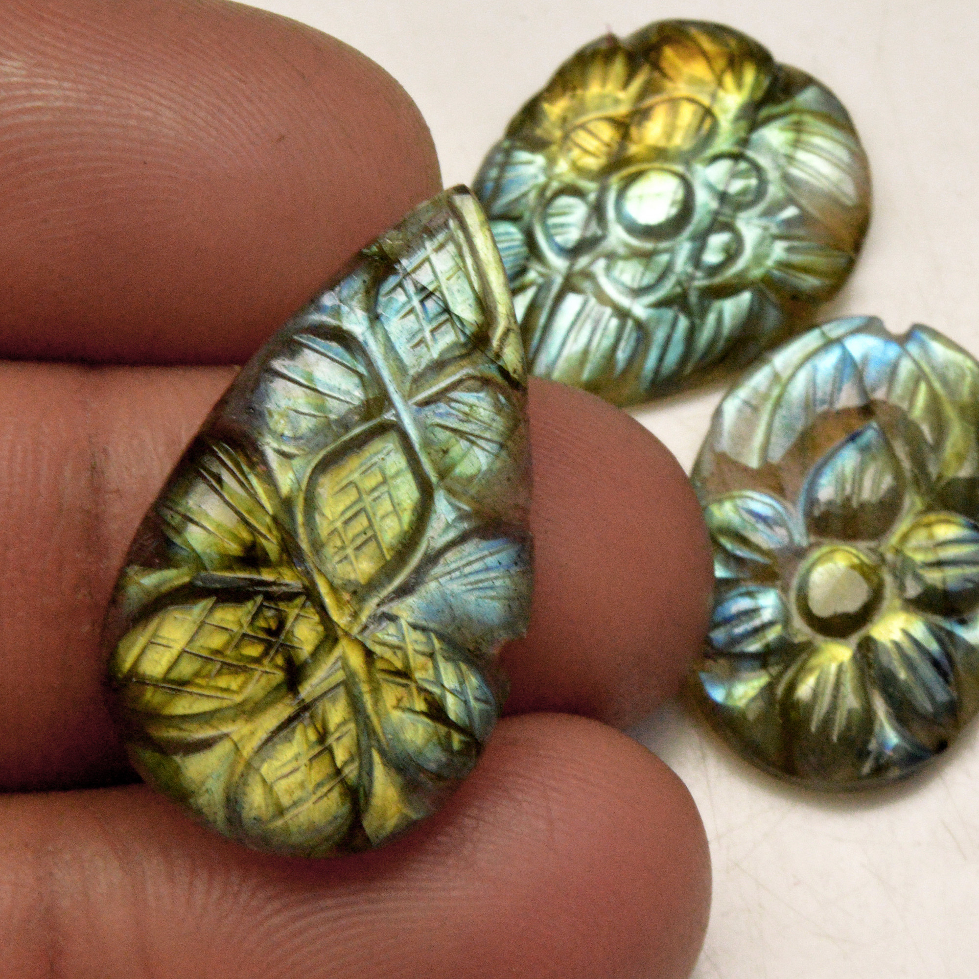 5 Pcs 74 Cts Natural Labradorite Carved Cabochon Blue Flashy Labradorite Carving Gemstone Mix Shape Loose Gemstone Flat Back Labradorite 28x13 25x14mm R-13620