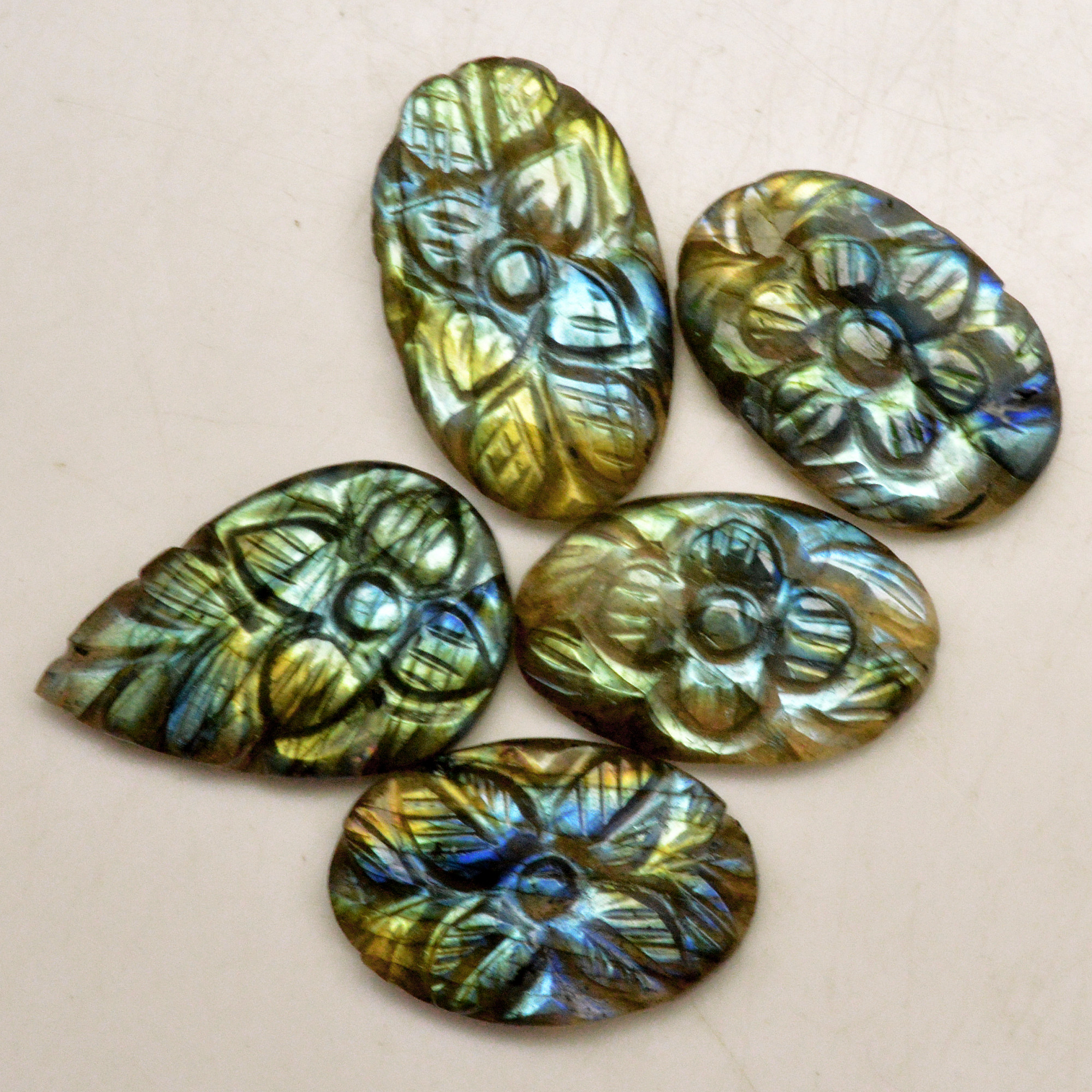 5 Pcs 60 Cts Natural Labradorite Carved Cabochon Blue Flashy Labradorite Carving Gemstone Mix Shape Loose Gemstone Flat Back Labradorite 22x13 20x12mm R-13625