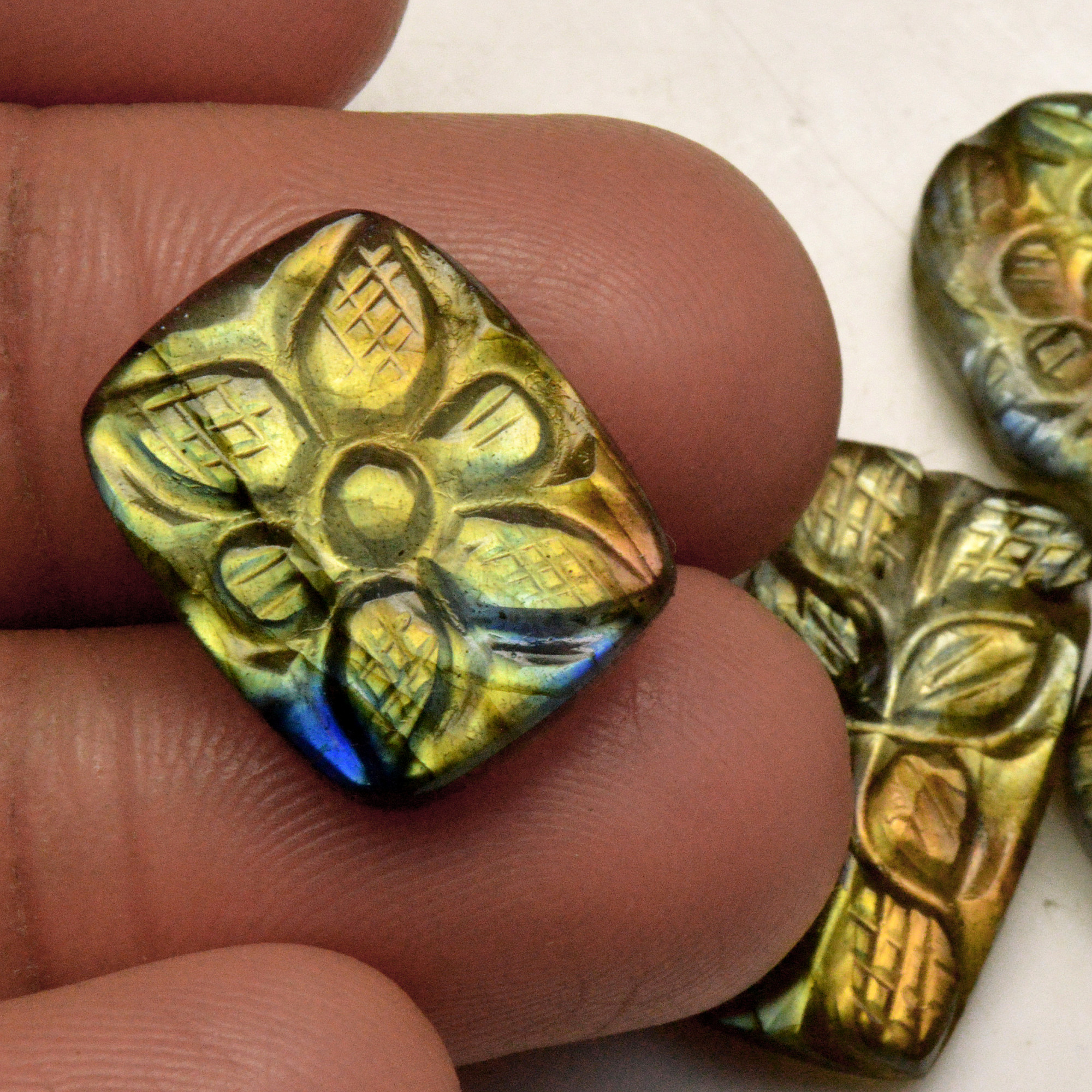 5 Pcs 63 Cts Natural Labradorite Carved Cabochon Blue Flashy Labradorite Carving Gemstone Mix Shape Loose Gemstone Flat Back Labradorite 21x12 17x12mm R-13630