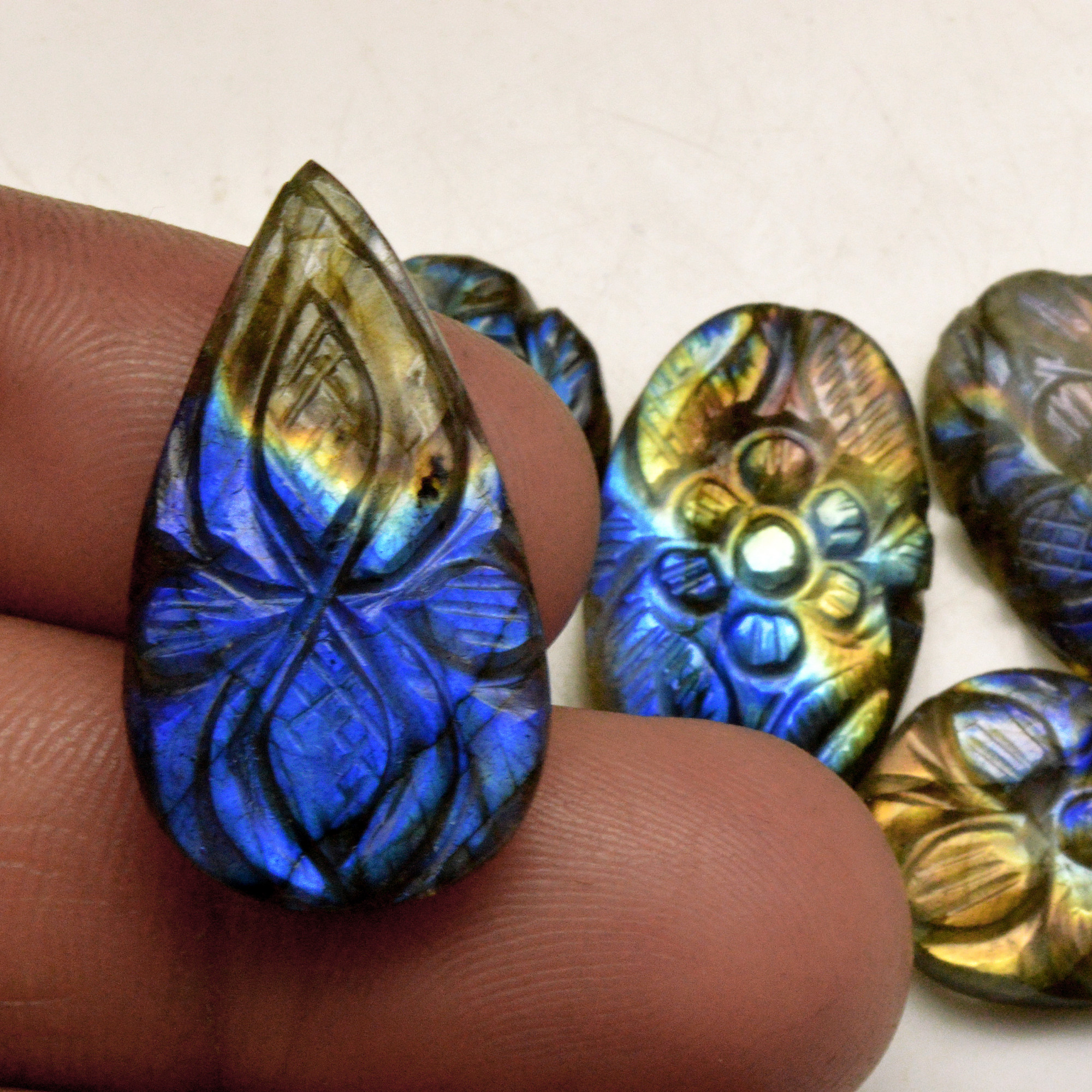 5 Pcs 74 Cts Natural Labradorite Carved Cabochon Blue Flashy Labradorite Carving Gemstone Mix Shape Loose Gemstone Flat Back Labradorite 31x30 22x13mm R-13651