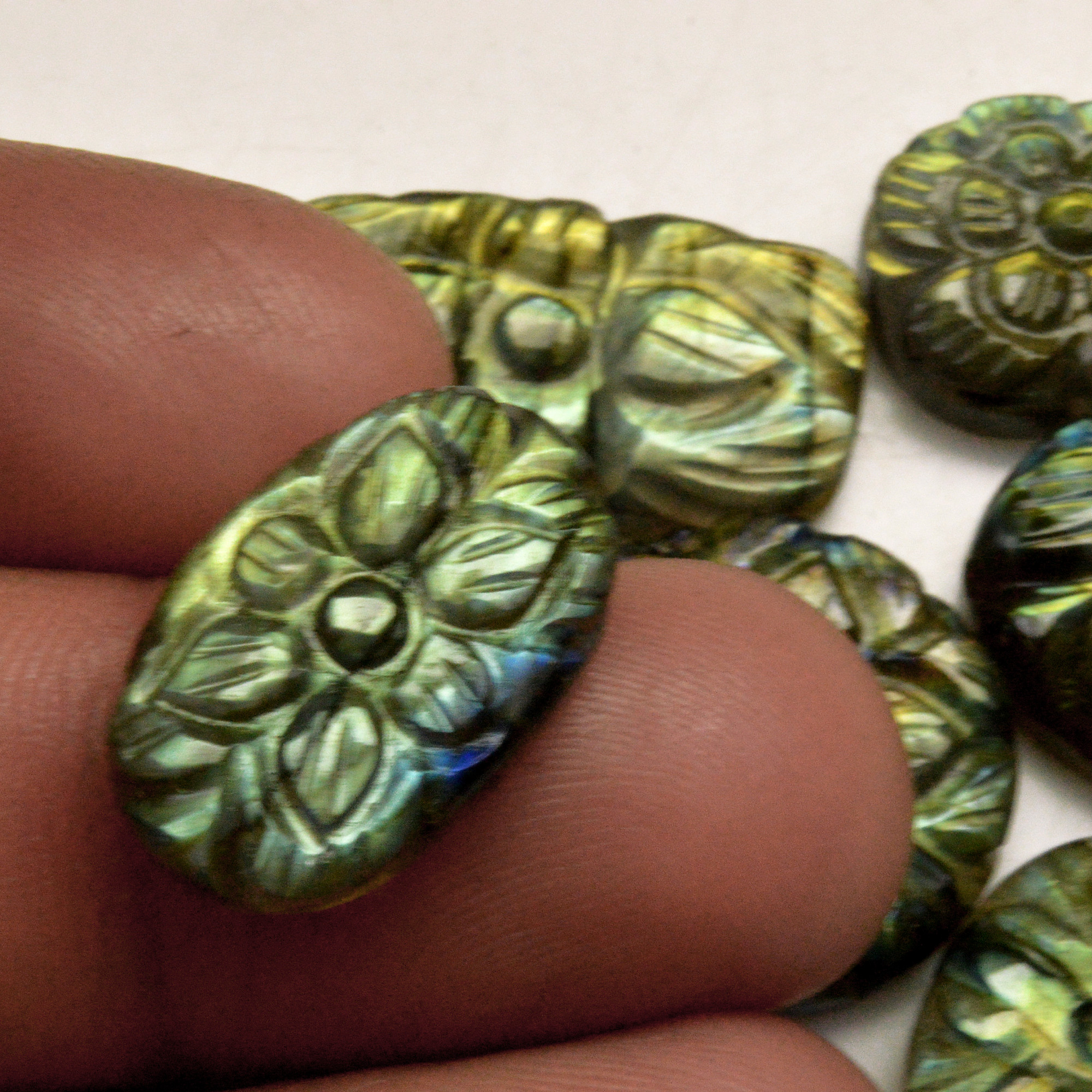 7 Pcs 94 Cts Natural Labradorite Carved Cabochon Blue Flashy Labradorite Carving Gemstone Mix Shape Loose Gemstone Flat Back Labradorite 11x12 13x12mm R-13671