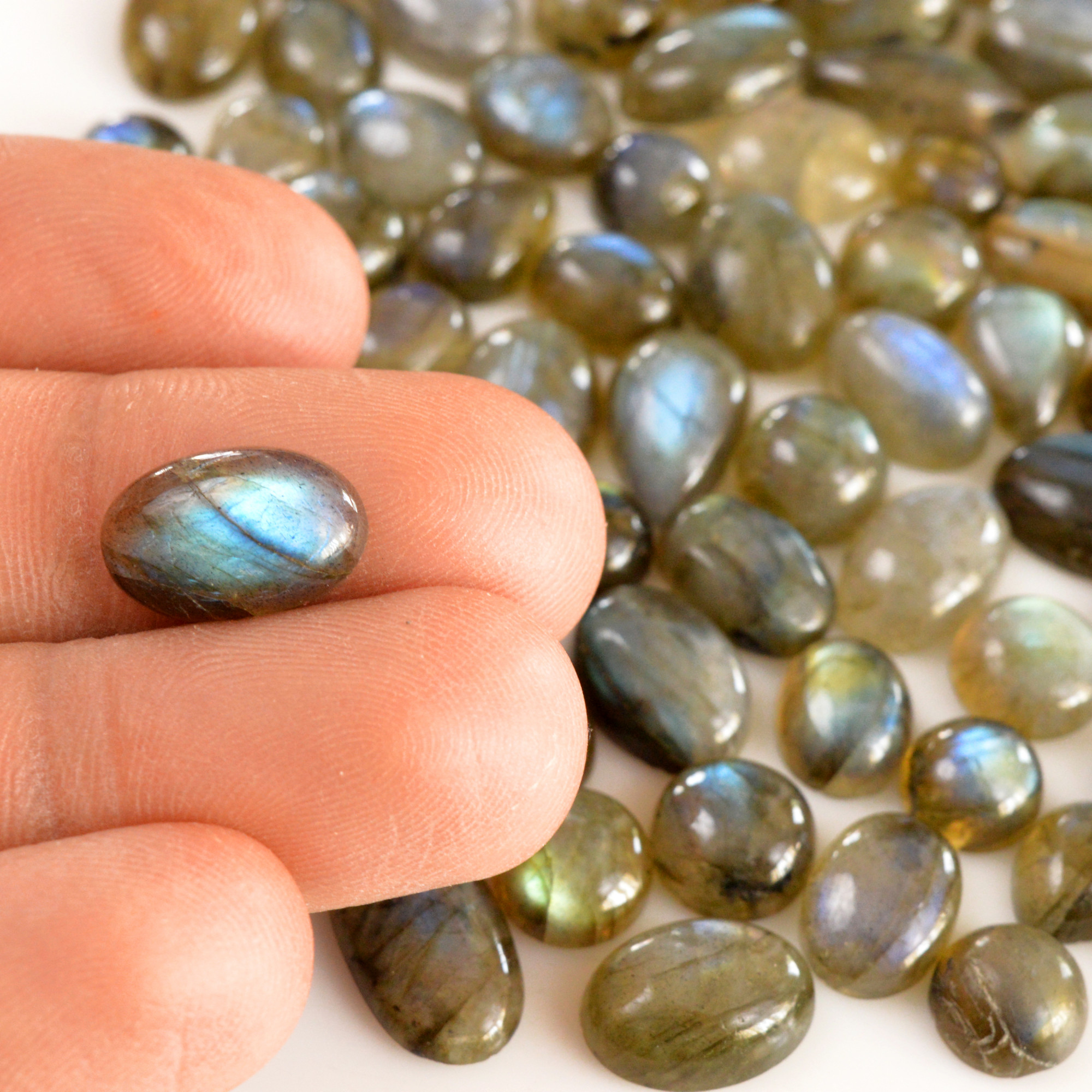 121 Pcs 440 Cts Natural Labradorite Cabochon Loose Gemstone Jewelry Semi-Precious Healing Crystal Lots 8x8 15x13mm R-13716