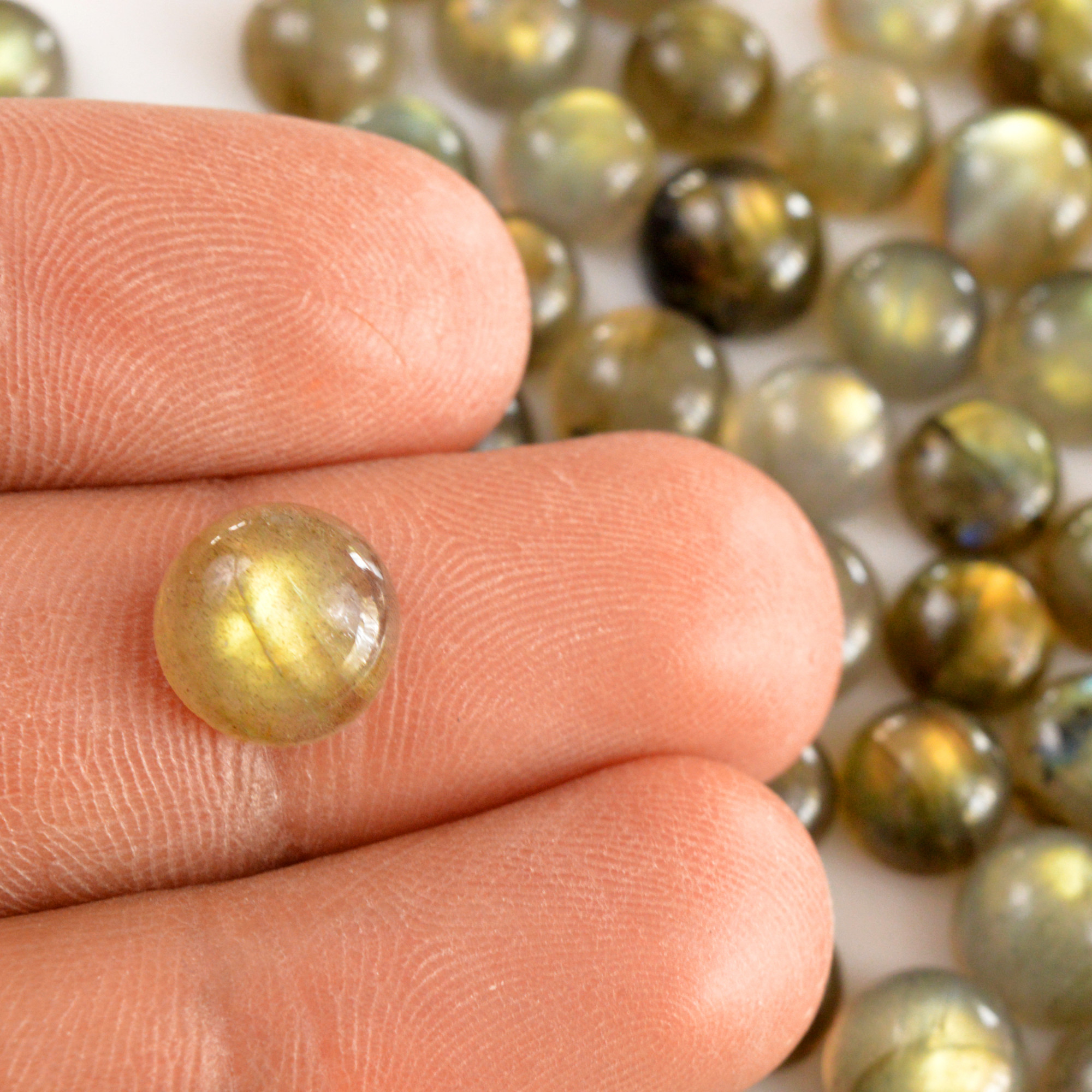 96 Pcs 269 Cts Natural Labradorite Cabochon Loose Gemstone Jewelry Semi-Precious Healing Crystal Lots 7x7 9x9mm R-13724