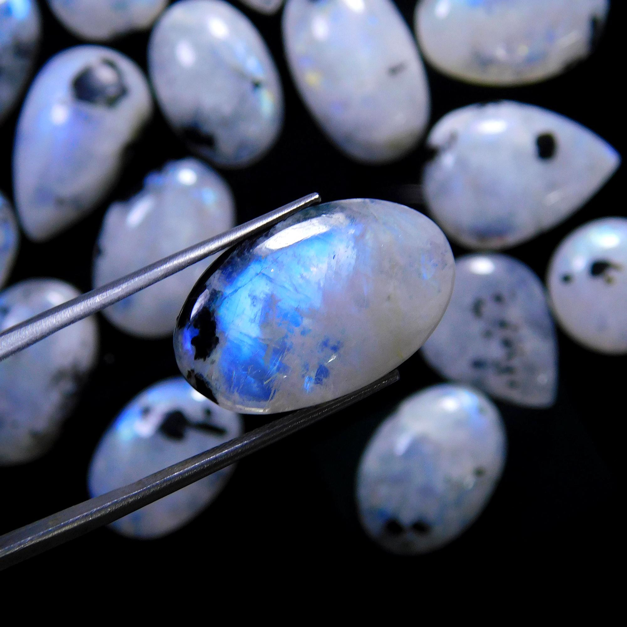 17 Pcs 286 Cts Natural Rainbow Moonstone Gemstone Cabochon Lot 14x14-30x22mm13922