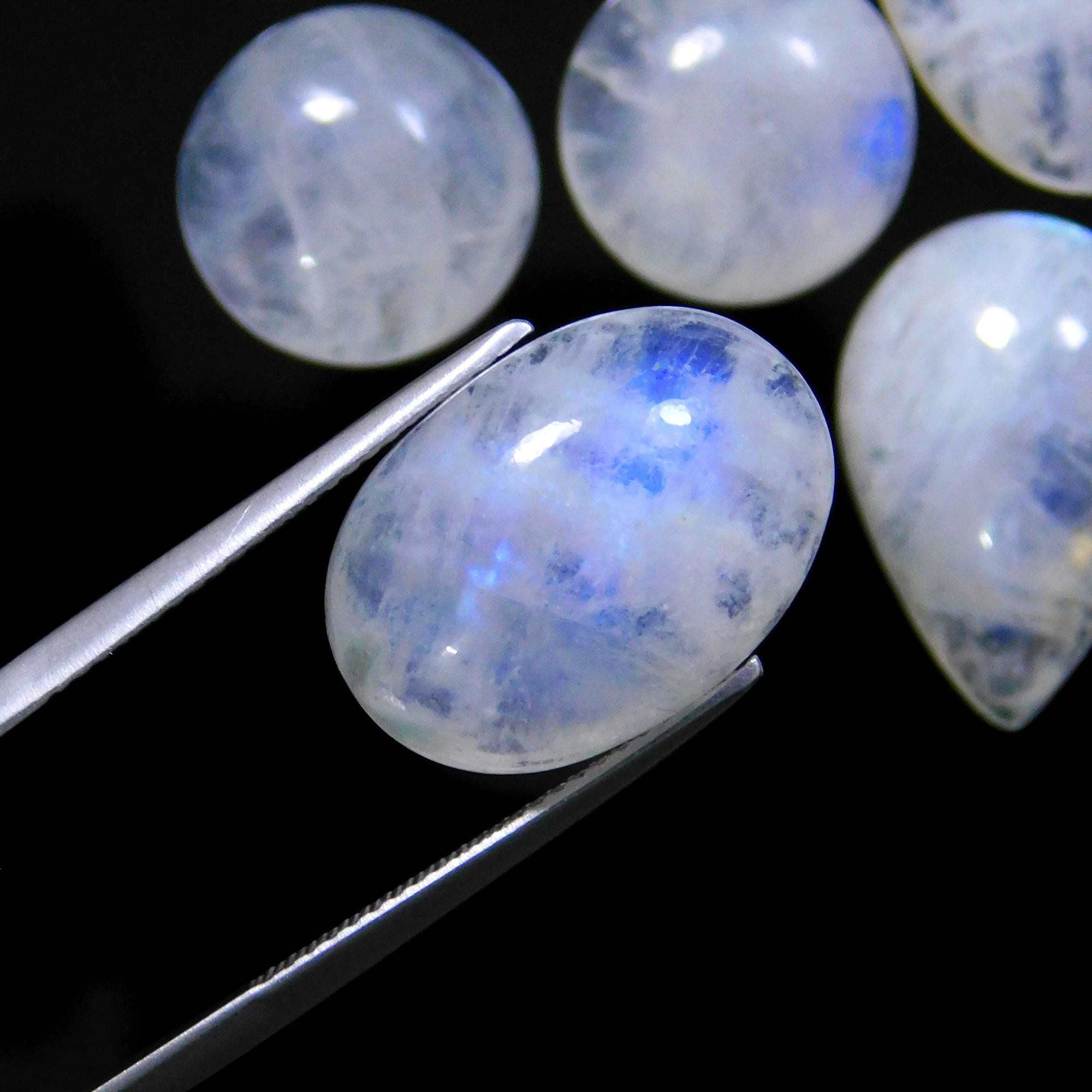 26 Pcs 231 Cts Natural Rainbow Moonstone Gemstone Cabochon Lot 12x12-19x12mm13948