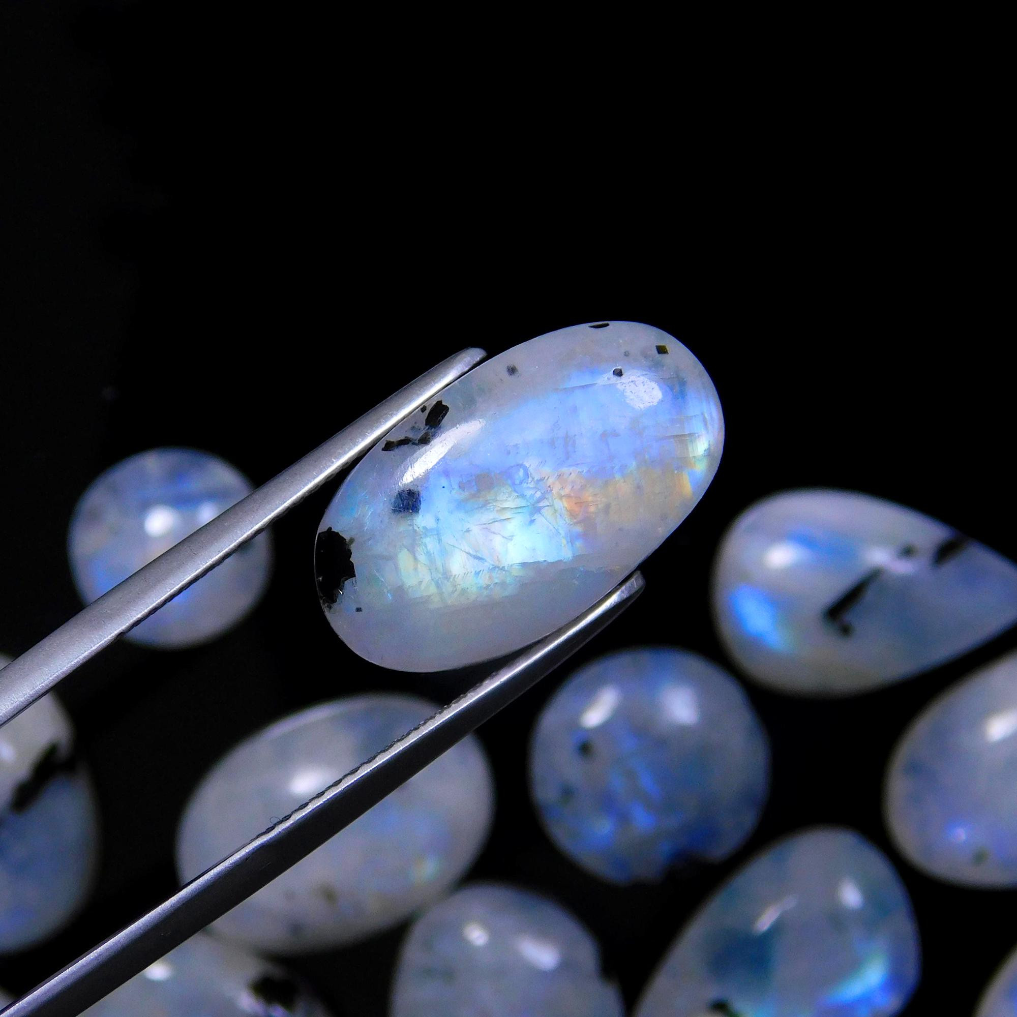 32 Pcs 222 Cts Natural Rainbow Moonstone Gemstone Cabochon Lot 9x9-18x10mm13954