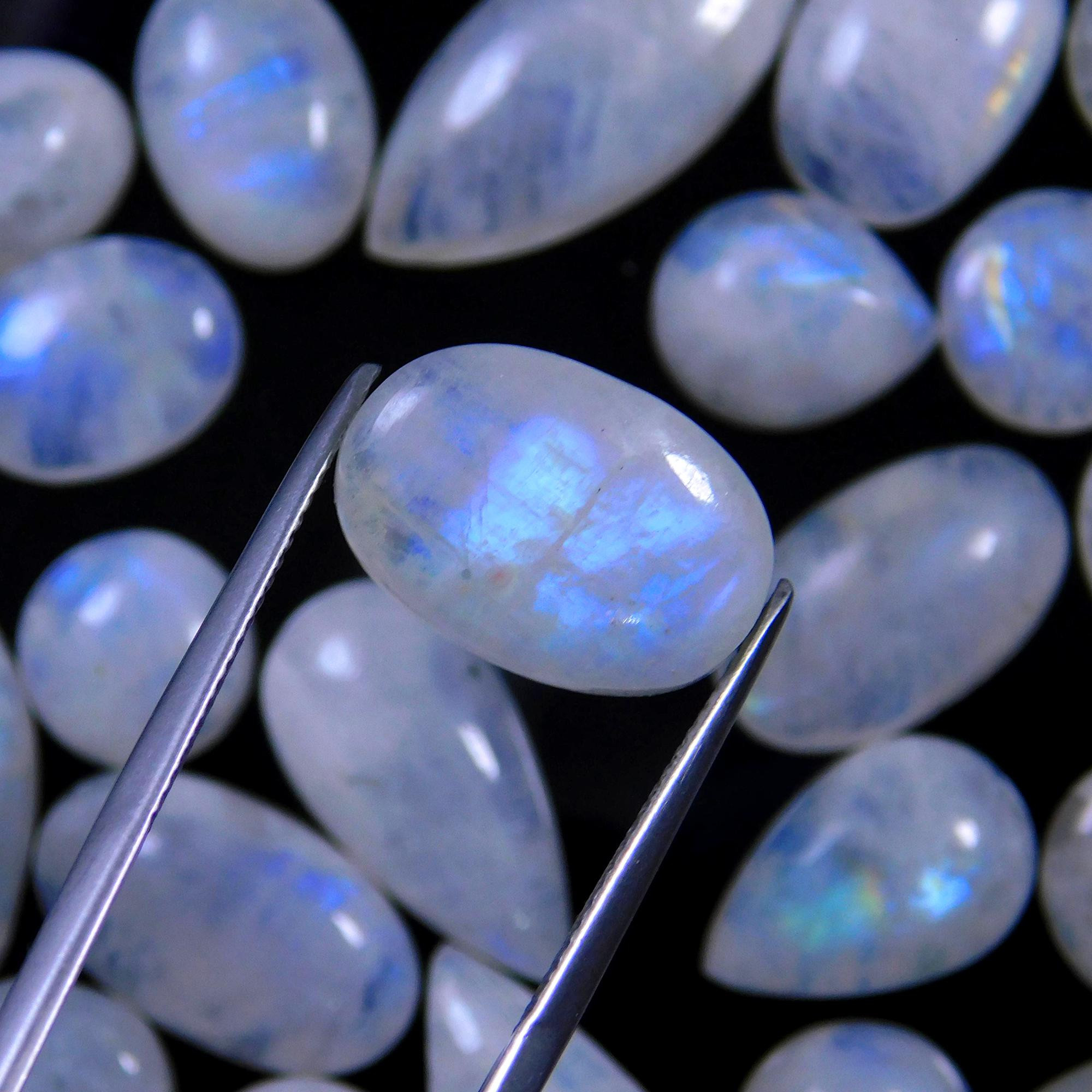 62 Pcs 377 Cts Natural Rainbow Moonstone Gemstone Cabochon Lot 9x9-29x10mm13977
