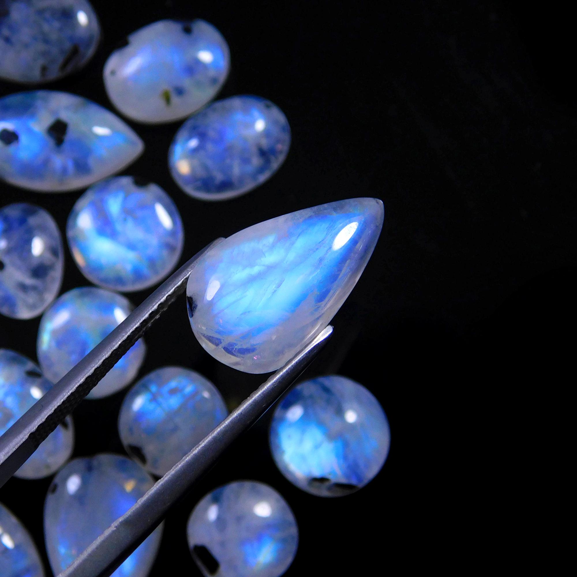 37 Pcs 123 Cts Natural Rainbow Moonstone Gemstone Cabochon Lot 7x7-14x9mm13982