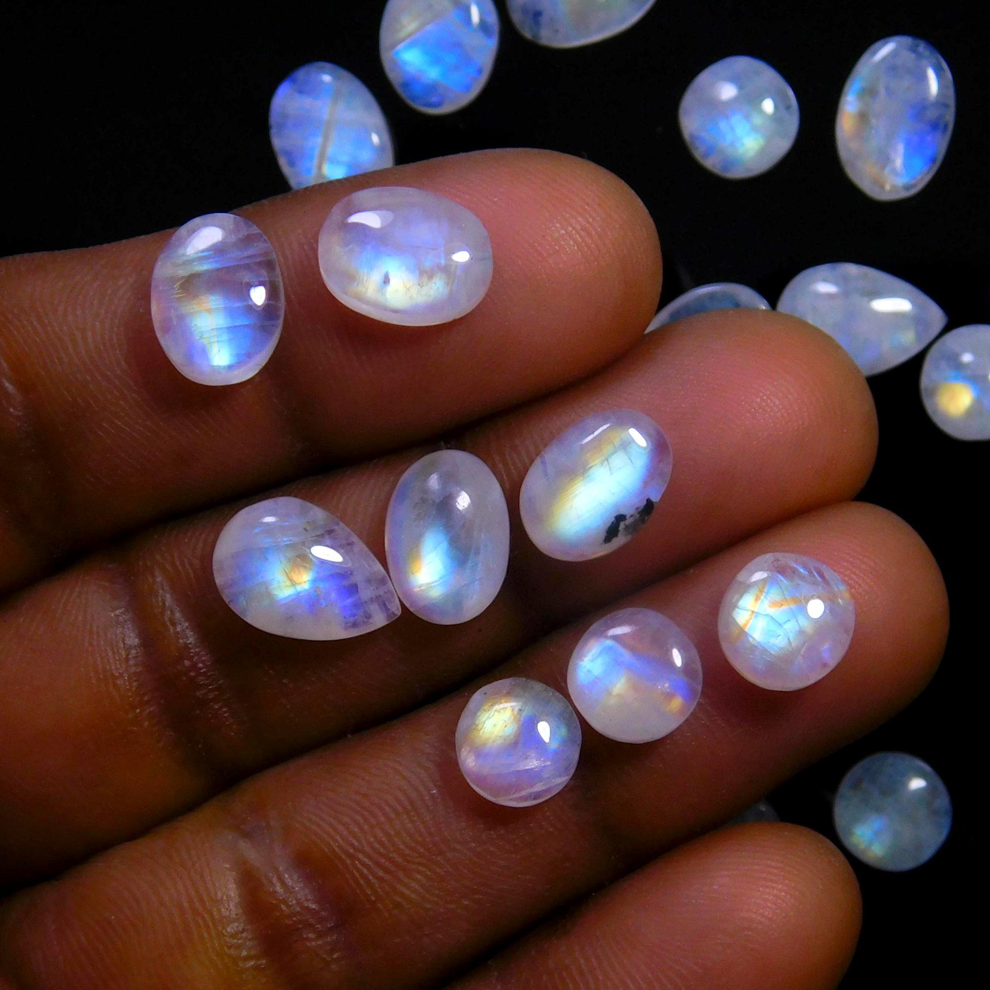 33 Pcs 74 Cts Natural Rainbow Moonstone Gemstone Cabochon Lot 6x8-7x12mm14030