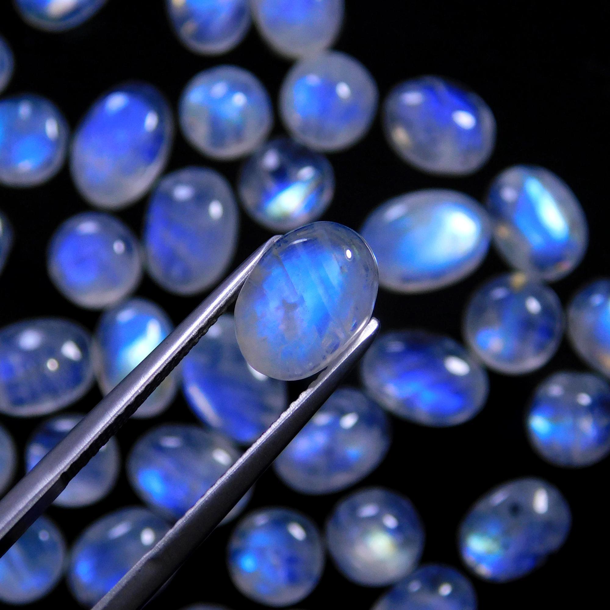 51 Pcs 113 Cts Natural Rainbow Moonstone Gemstone Cabochon Lot 6x8-8x11mm14033
