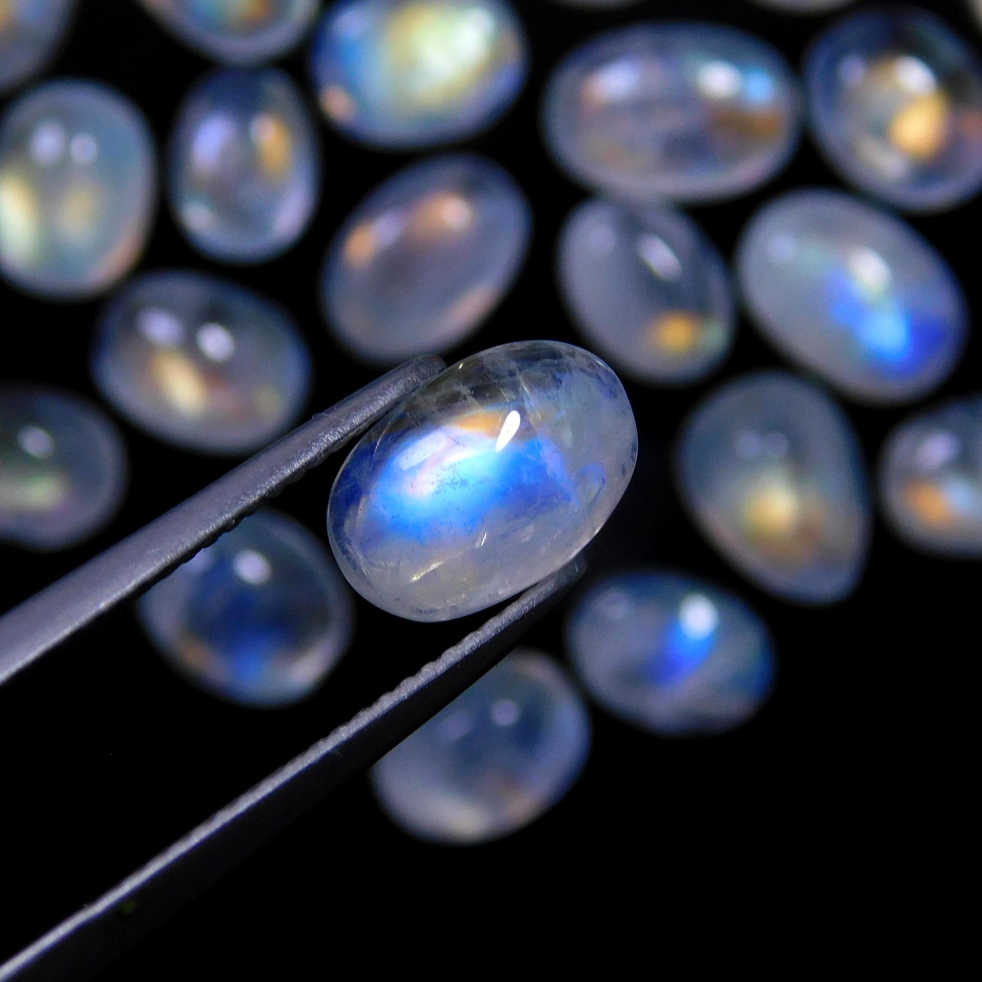 29 Pcs 44 Cts Natural Rainbow Moonstone Gemstone Cabochon Lot 5x7-6x10mm14041
