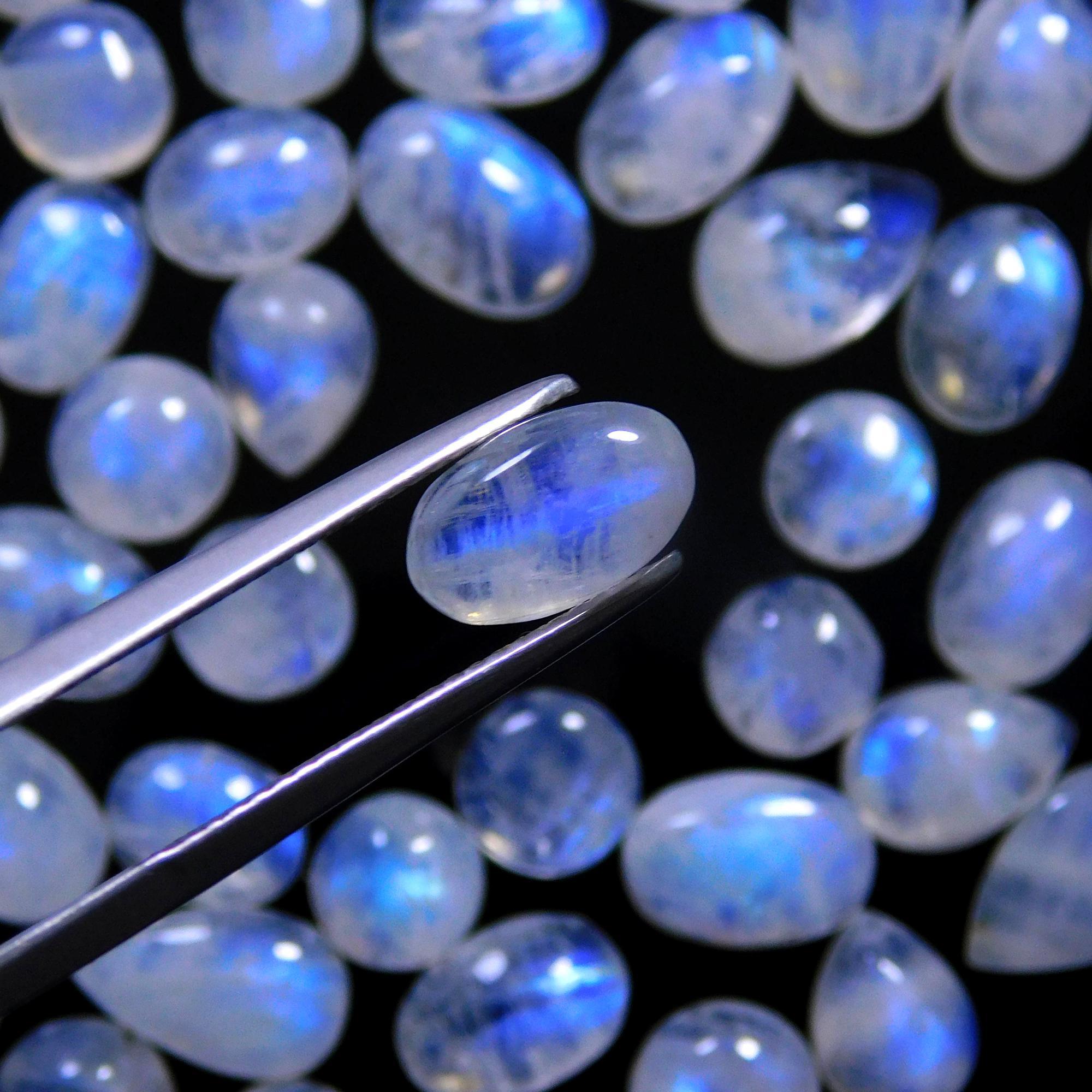 77 Pcs 126 Cts Natural Rainbow Moonstone Gemstone Cabochon Lot 5x7-6x9mm14049