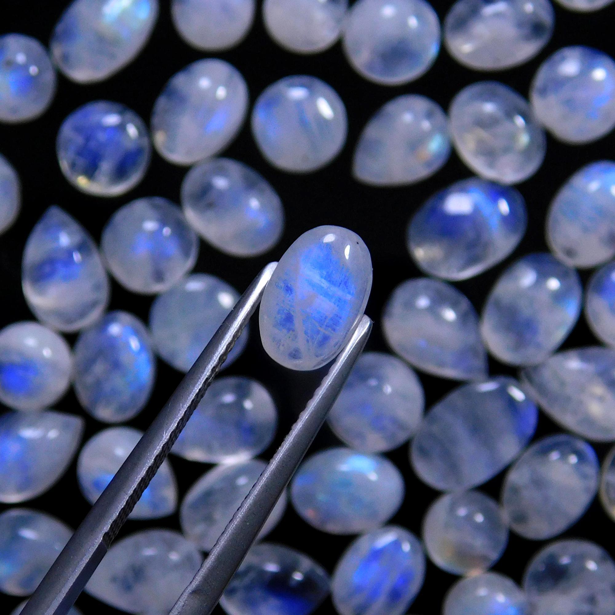 118 Pcs 178 Cts Natural Rainbow Moonstone Gemstone Cabochon Lot 5x7-6x10mm14050
