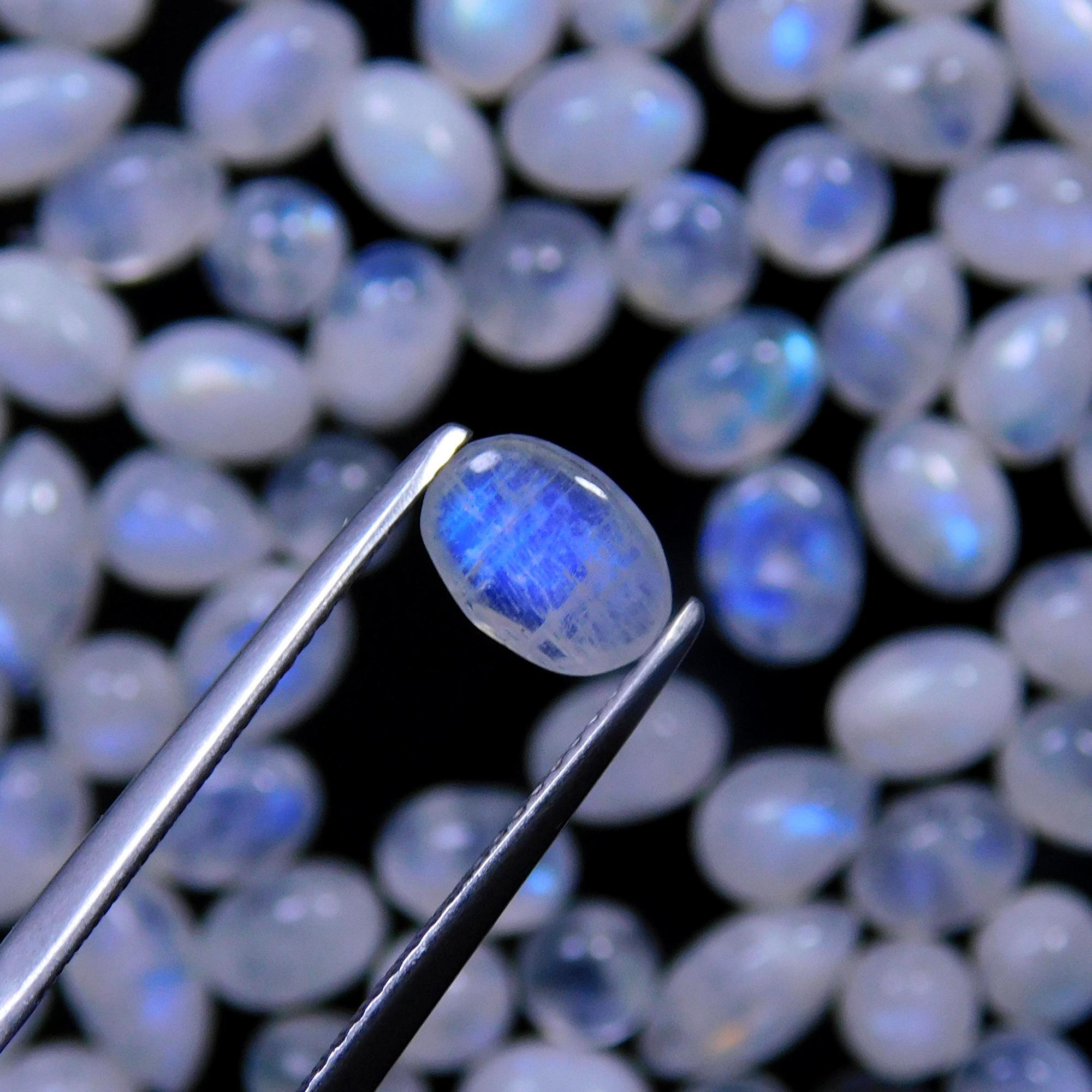 157 Pcs 153 Cts Natural Rainbow Moonstone Gemstone Cabochon Lot 4x6-4x9mm14059