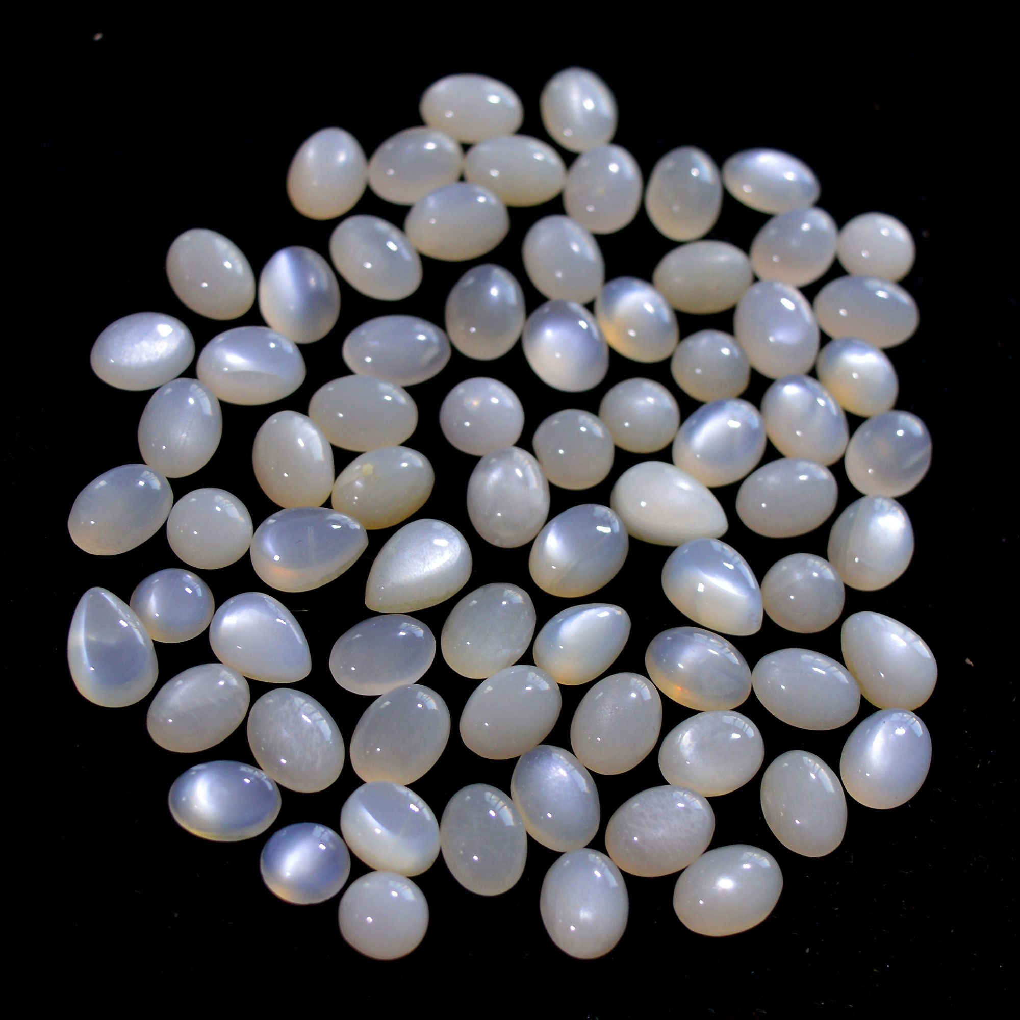 73Pcs 86 Cts Natural White Moonstone Mix Shape and size Cabochon Lot Semi Precious Loose Gemstone Jewelry Supply Crystal8x6-5x5mm 14808