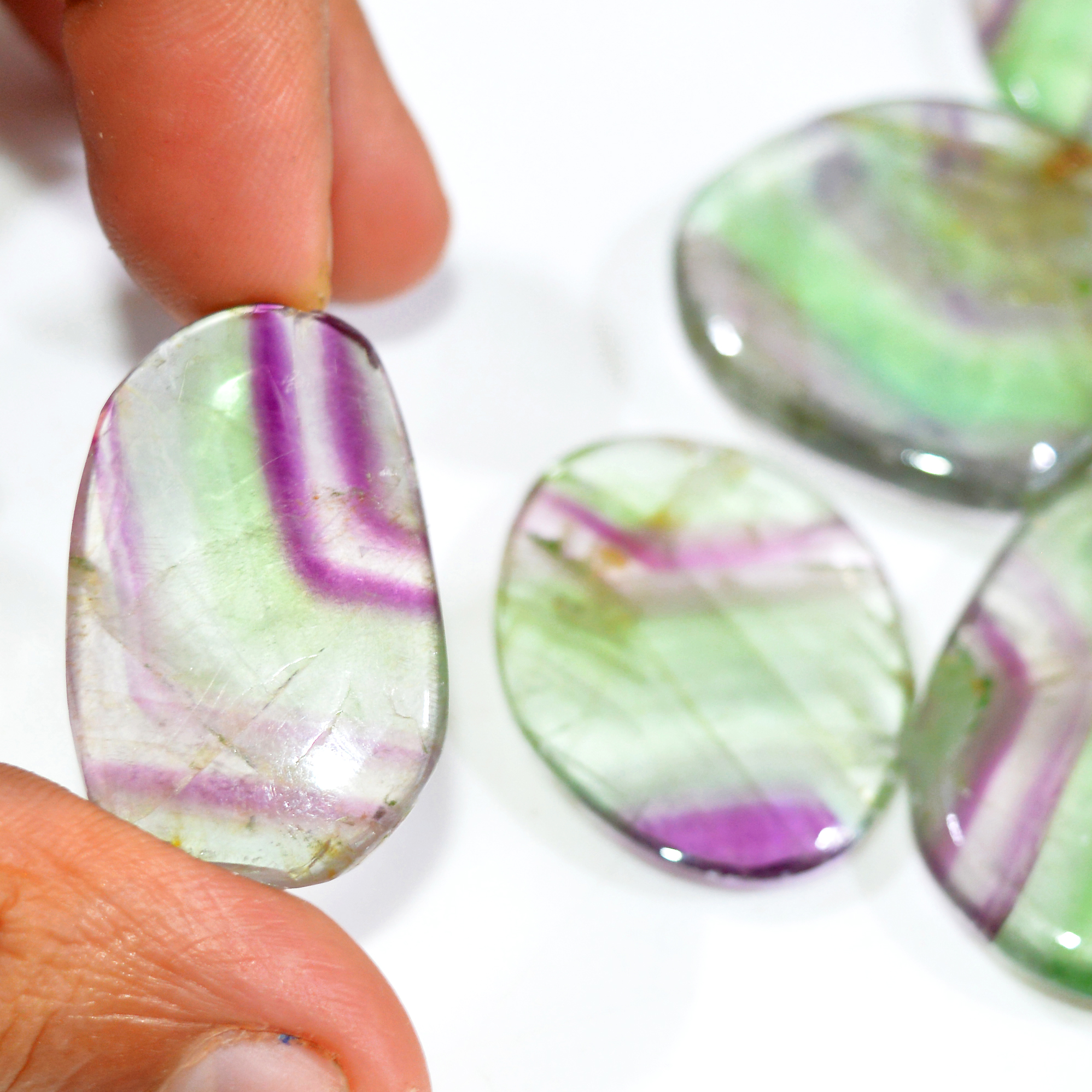 8 Pcs 585 Cts Natural Rainbow Fluorite Palm Briolette Gemstone Polish Healing Crystal For Jewelry Making 44x30 28x20mm 15084